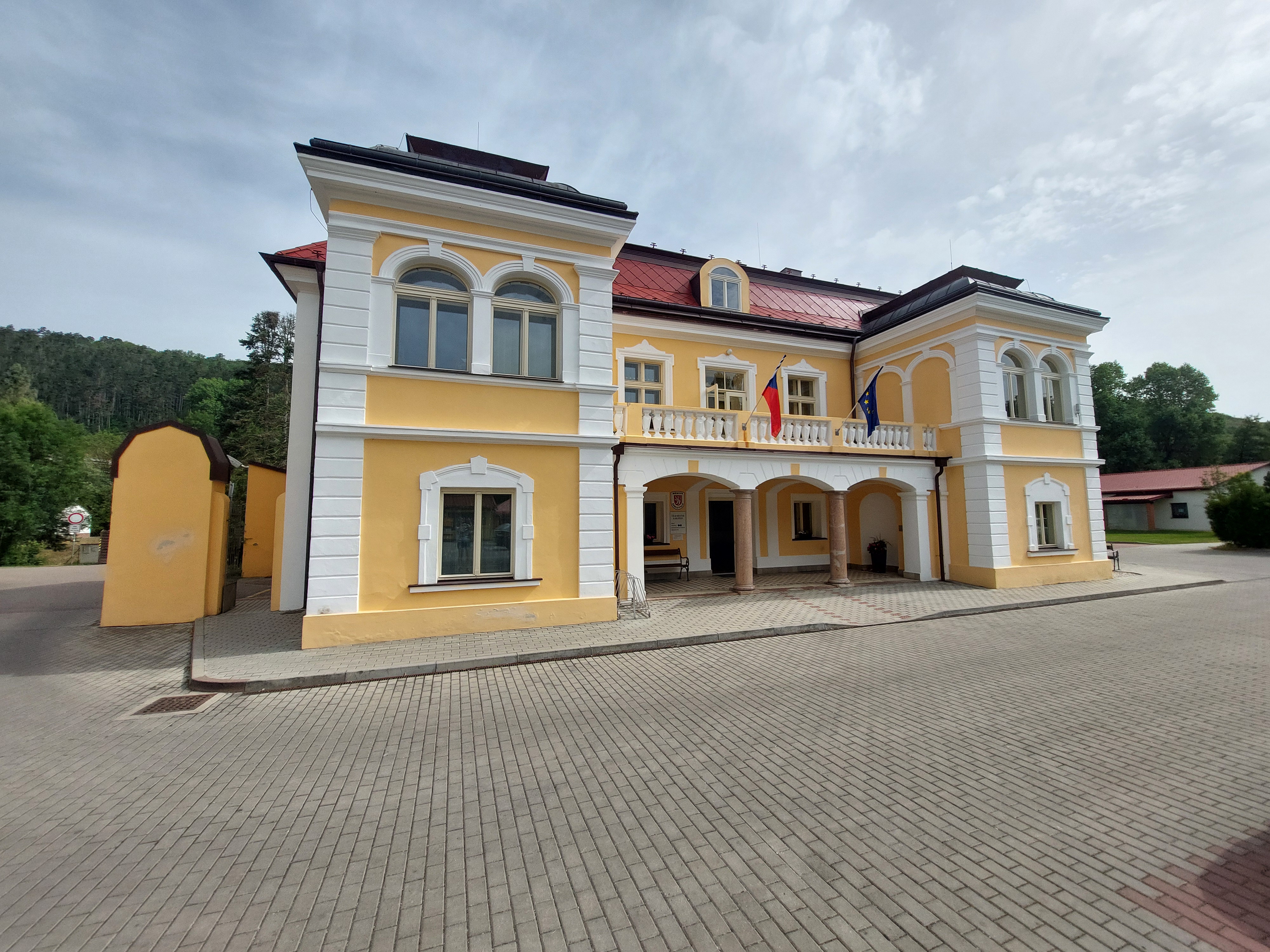 Karlštejn - úřad městyse