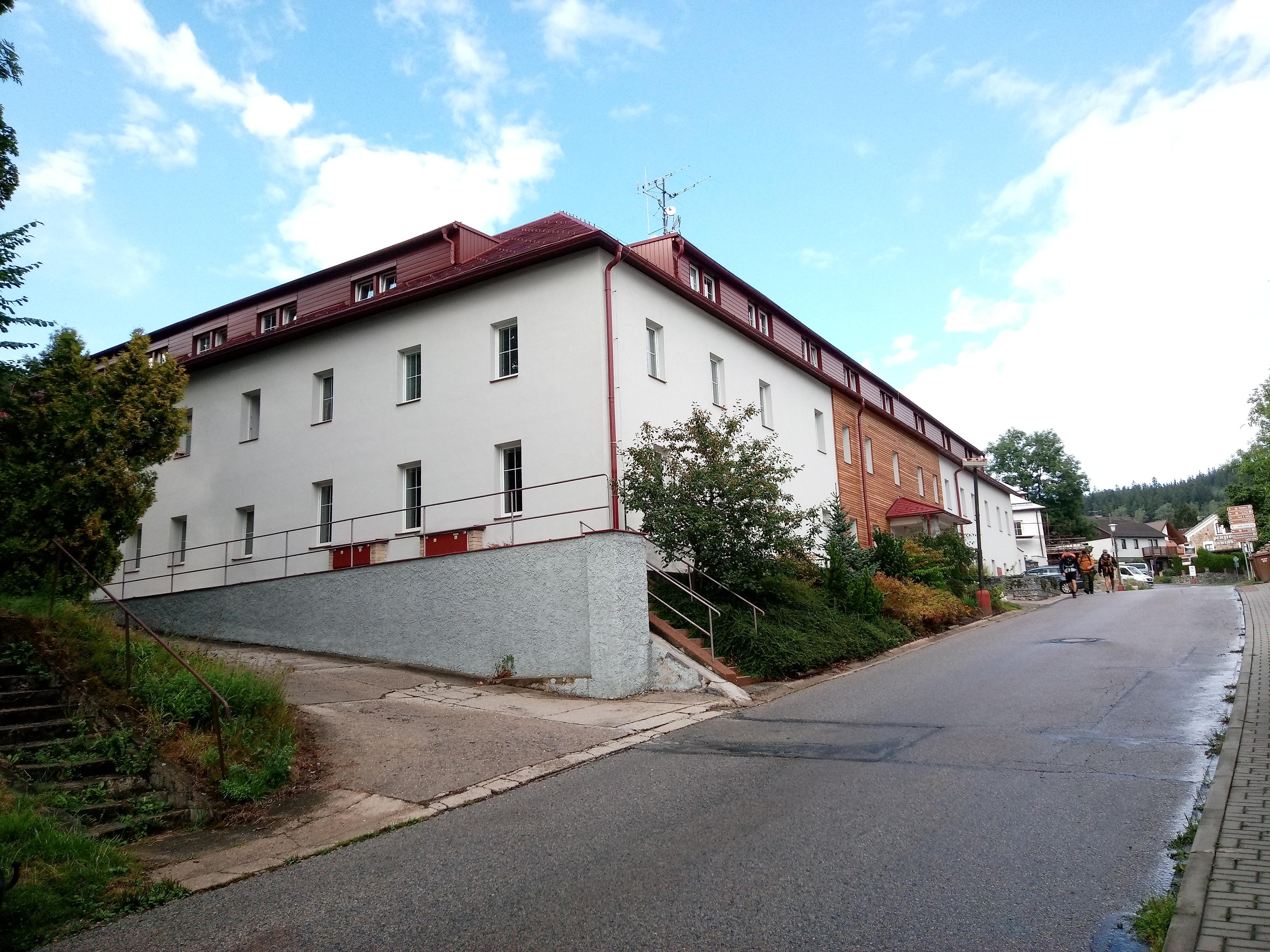 Dětský domov, Základní škola a Školní jídelna, Horní Planá foto 2