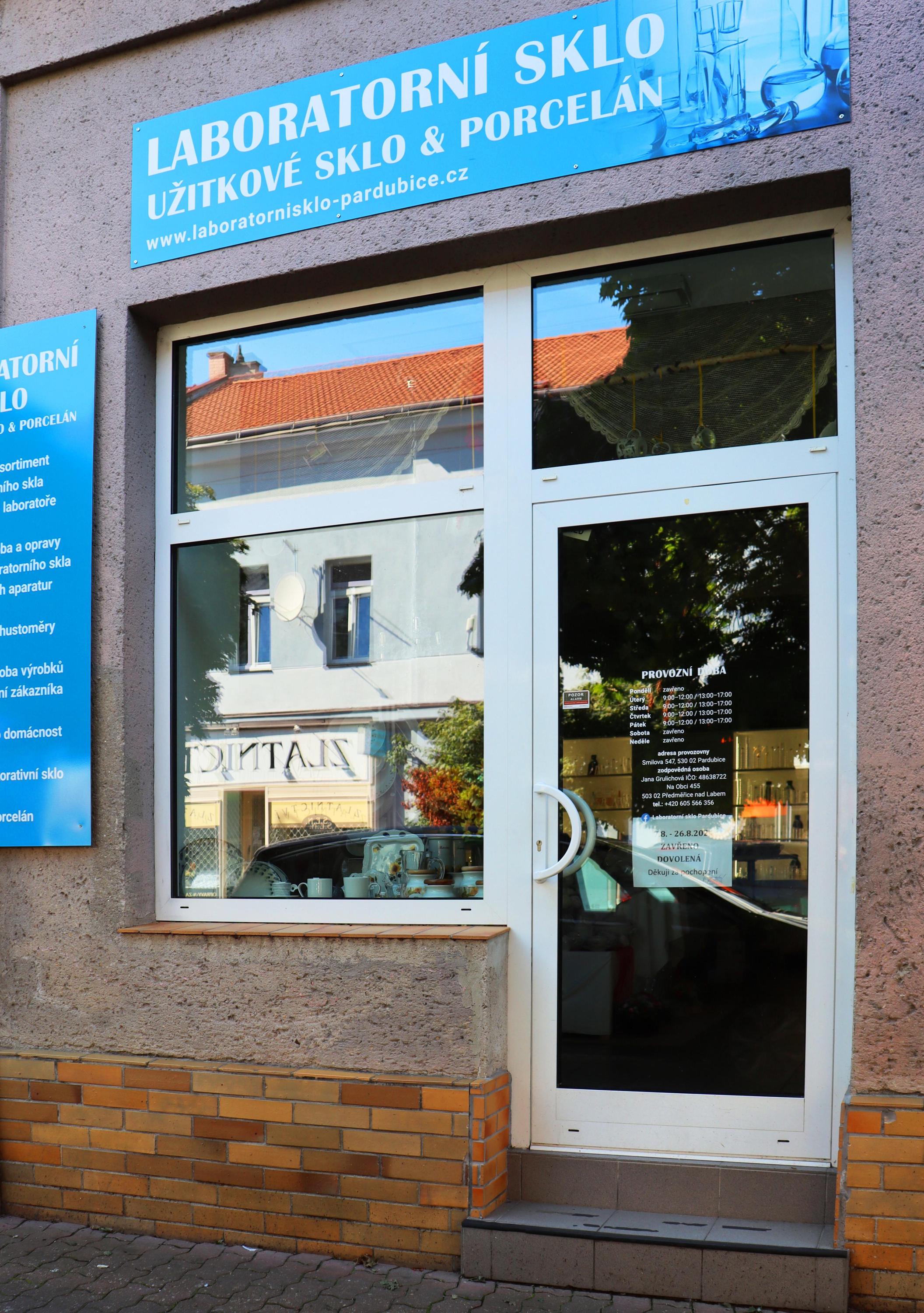 Laboratornisklo-pardubice.cz foto 1