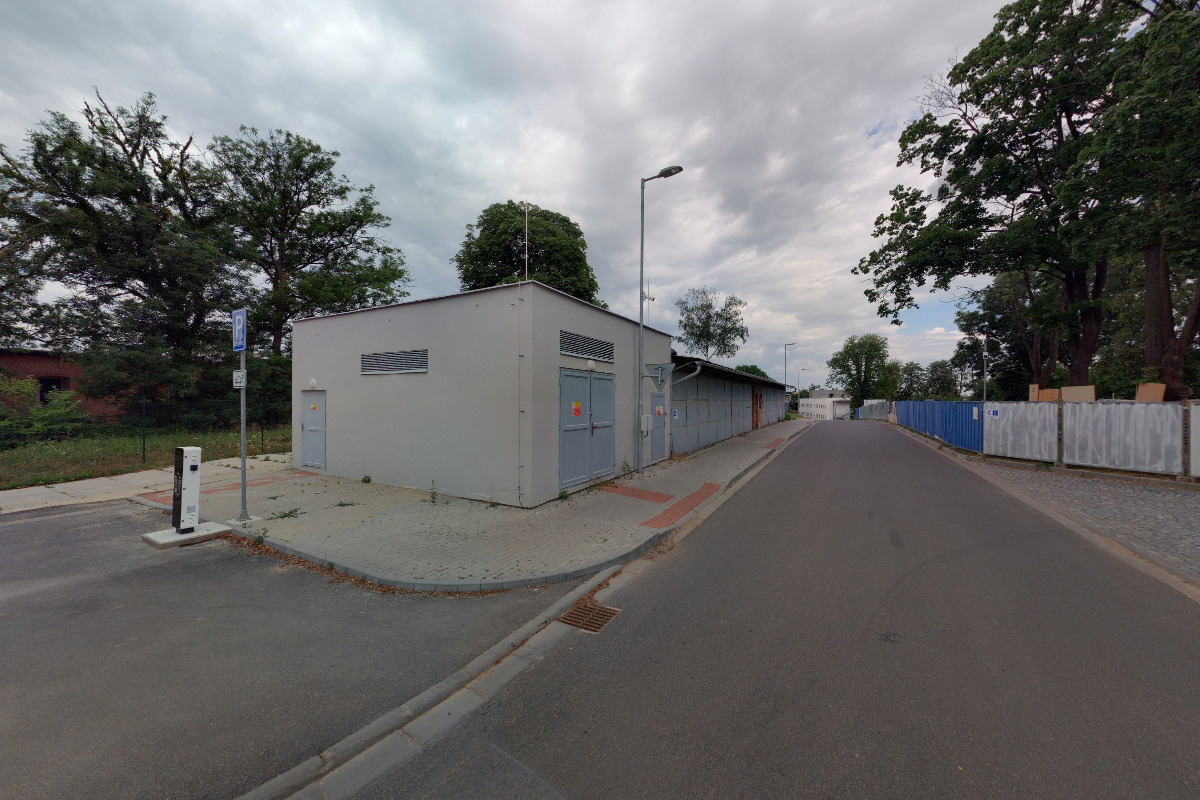 Dobíjecí stanice Polyfazer