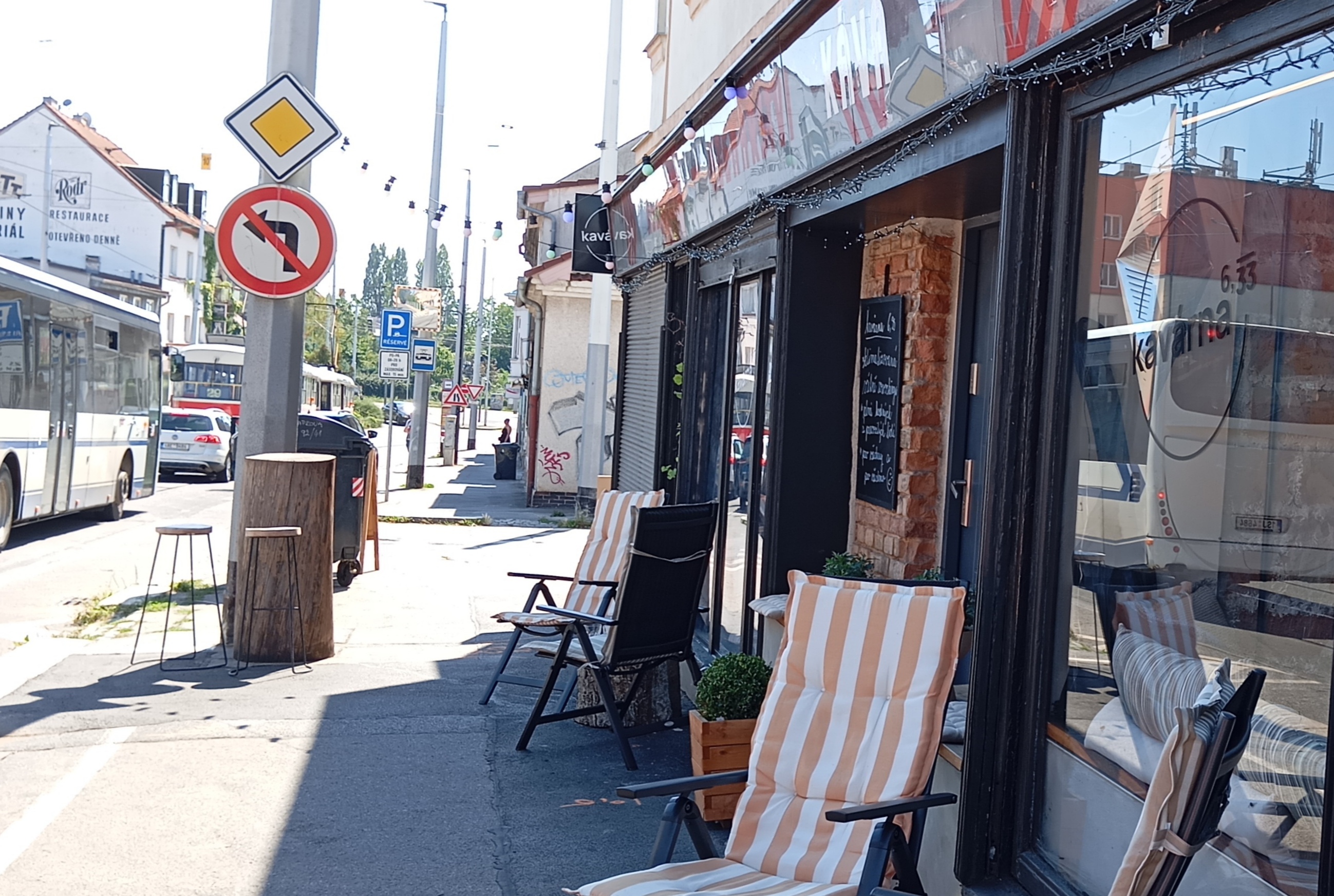 Kavárna 6,33 foto 3