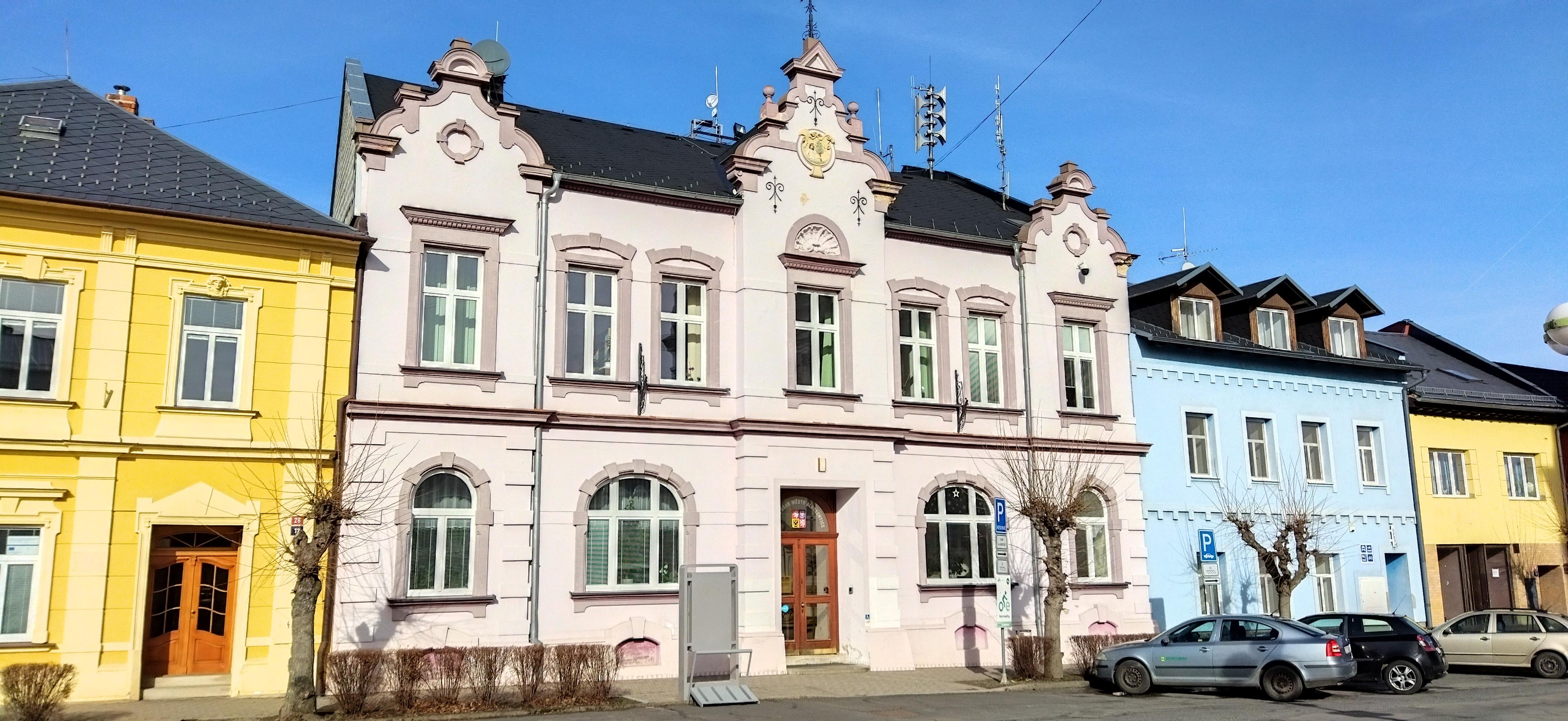 Město Albrechtice - městský úřad foto 4