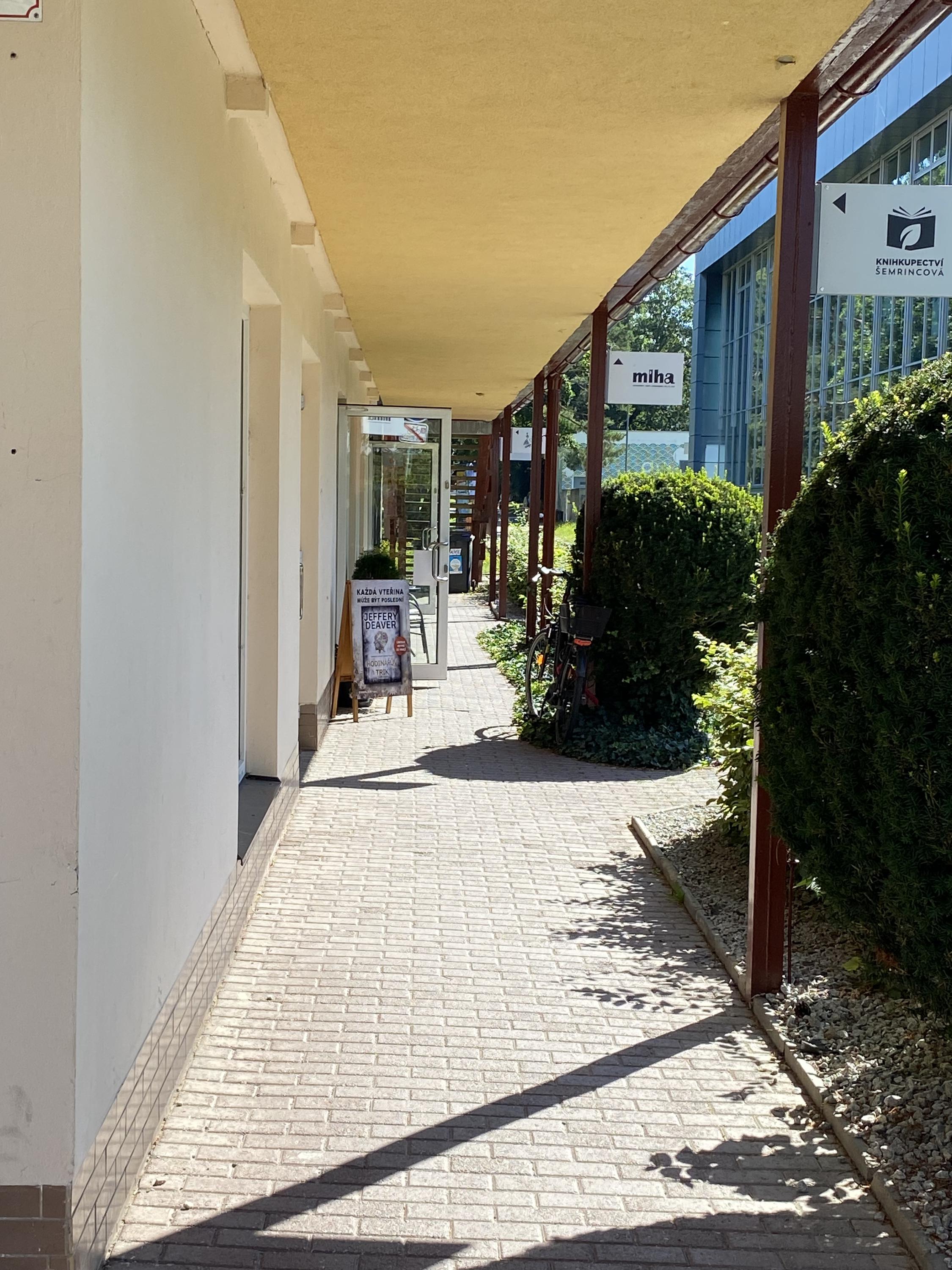 Knihkupectví Šemrincová foto 4