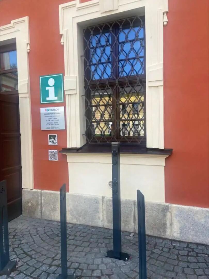 Dobíjecí stanice pro elektrokola - Infocentrum foto 2