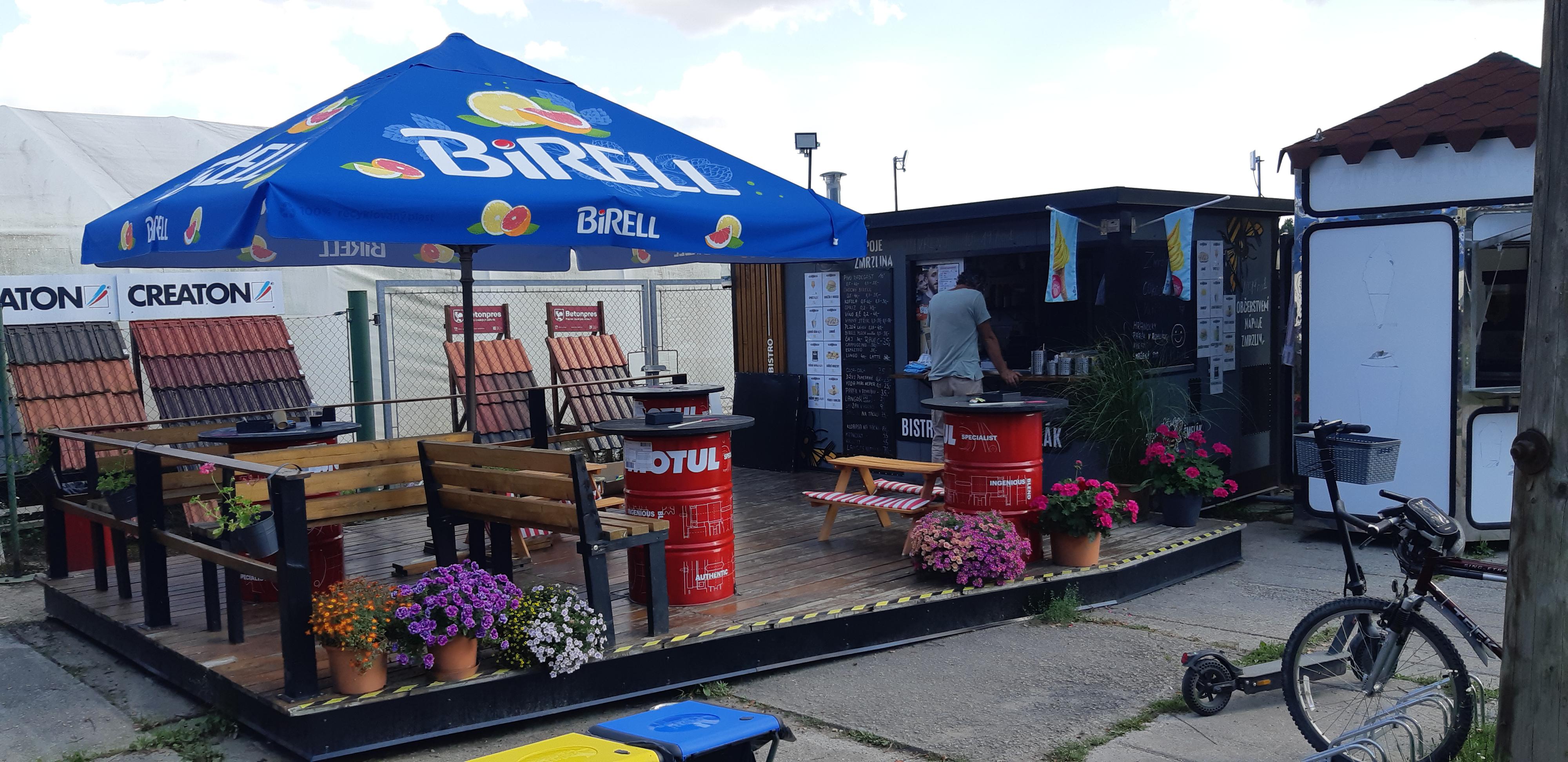 Bistro Čmelák foto 3