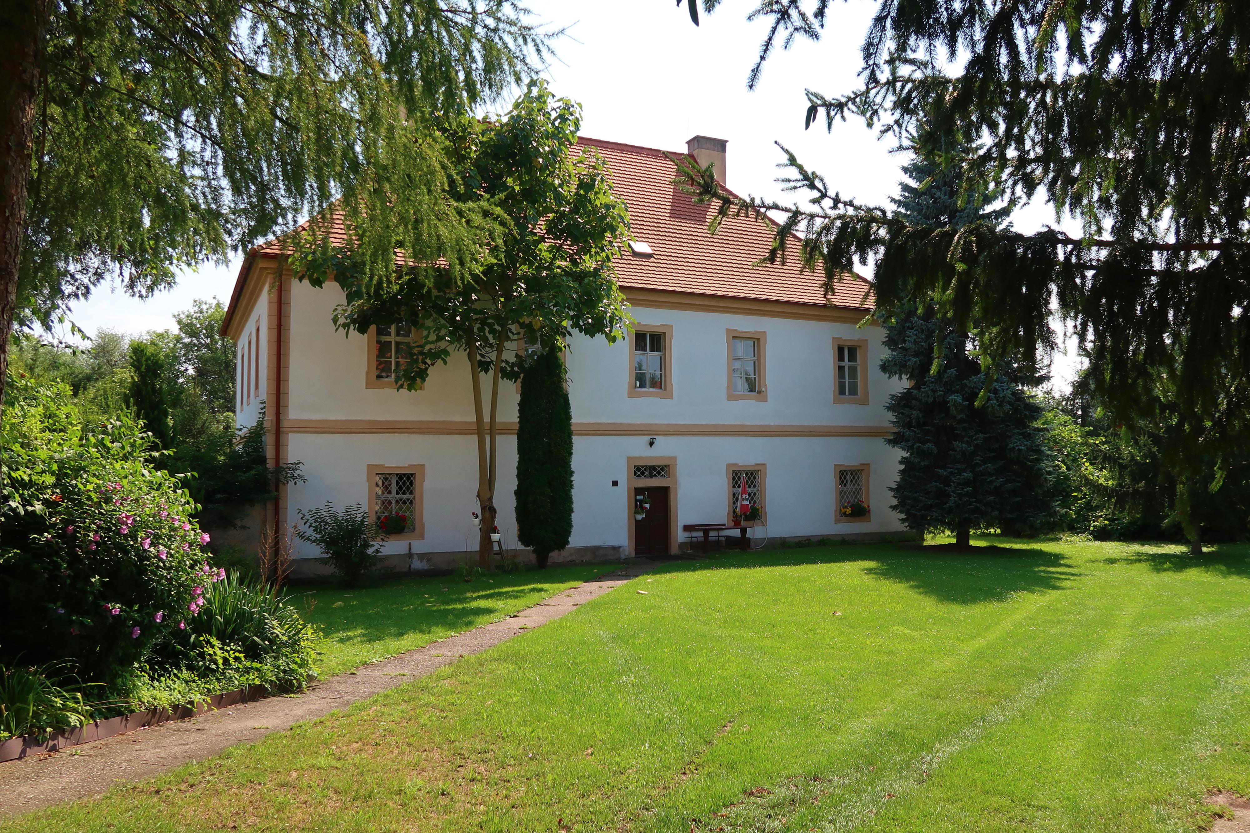 Římskokatolická farnost Sezemice foto 6