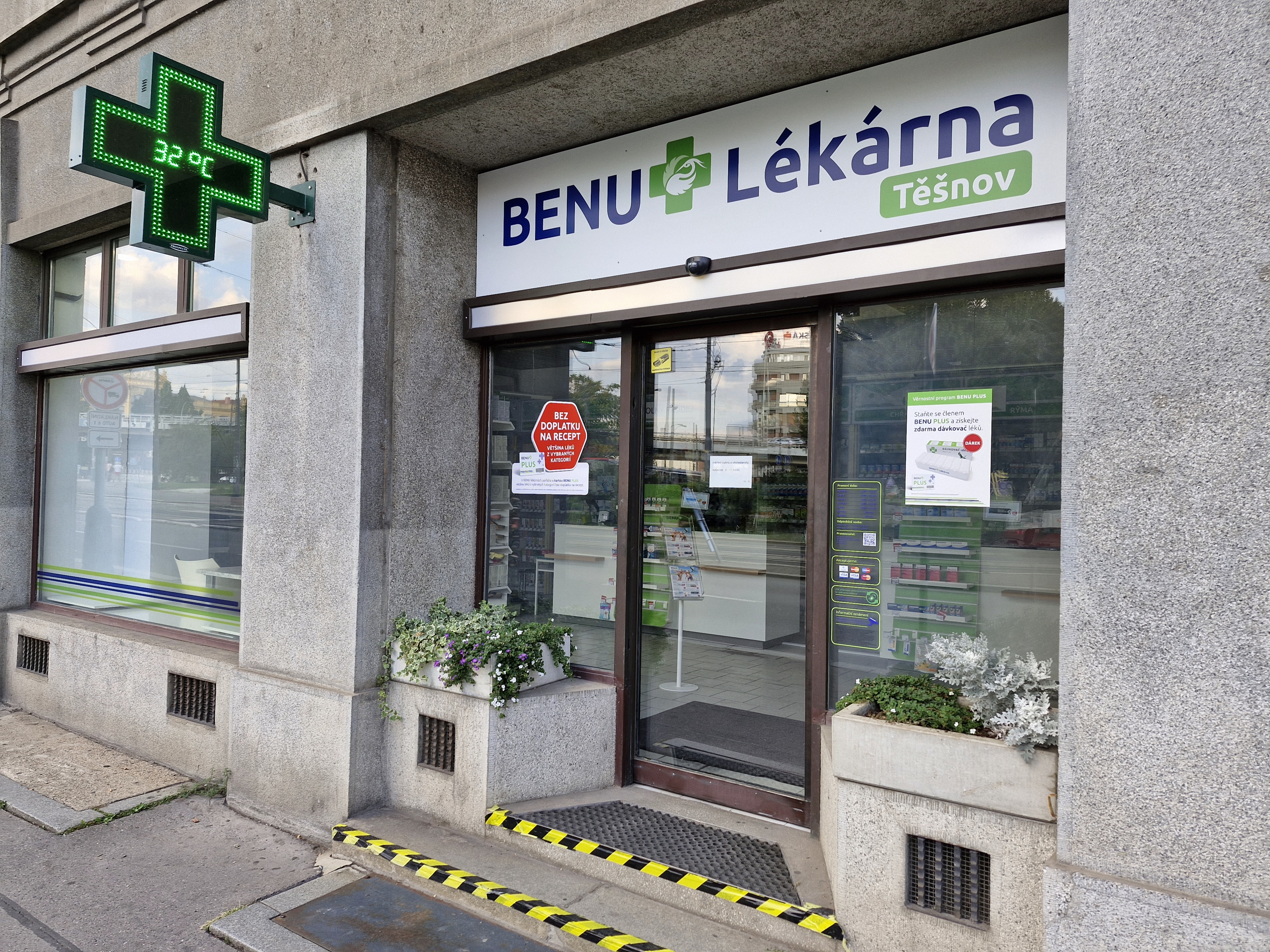 Lékárna Těšnov foto 3