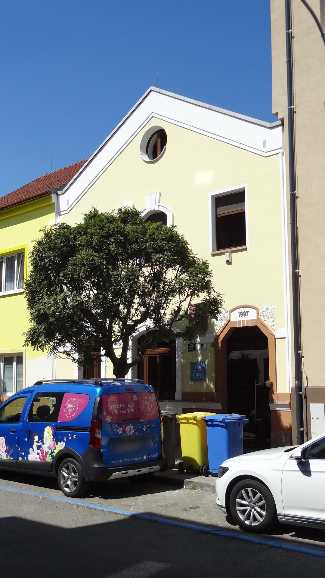 Náboženská společnost Svědkové Jehovovi foto 3