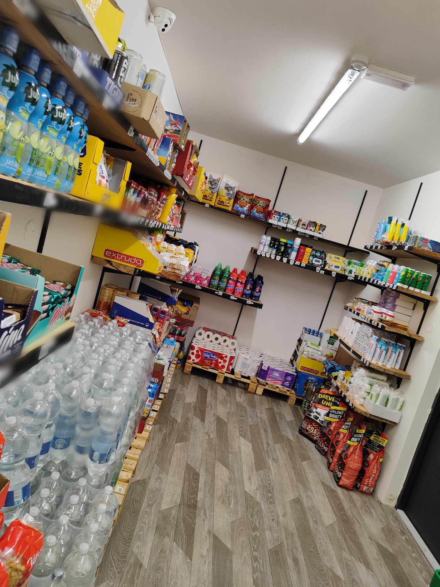 JARVIS shop foto 3