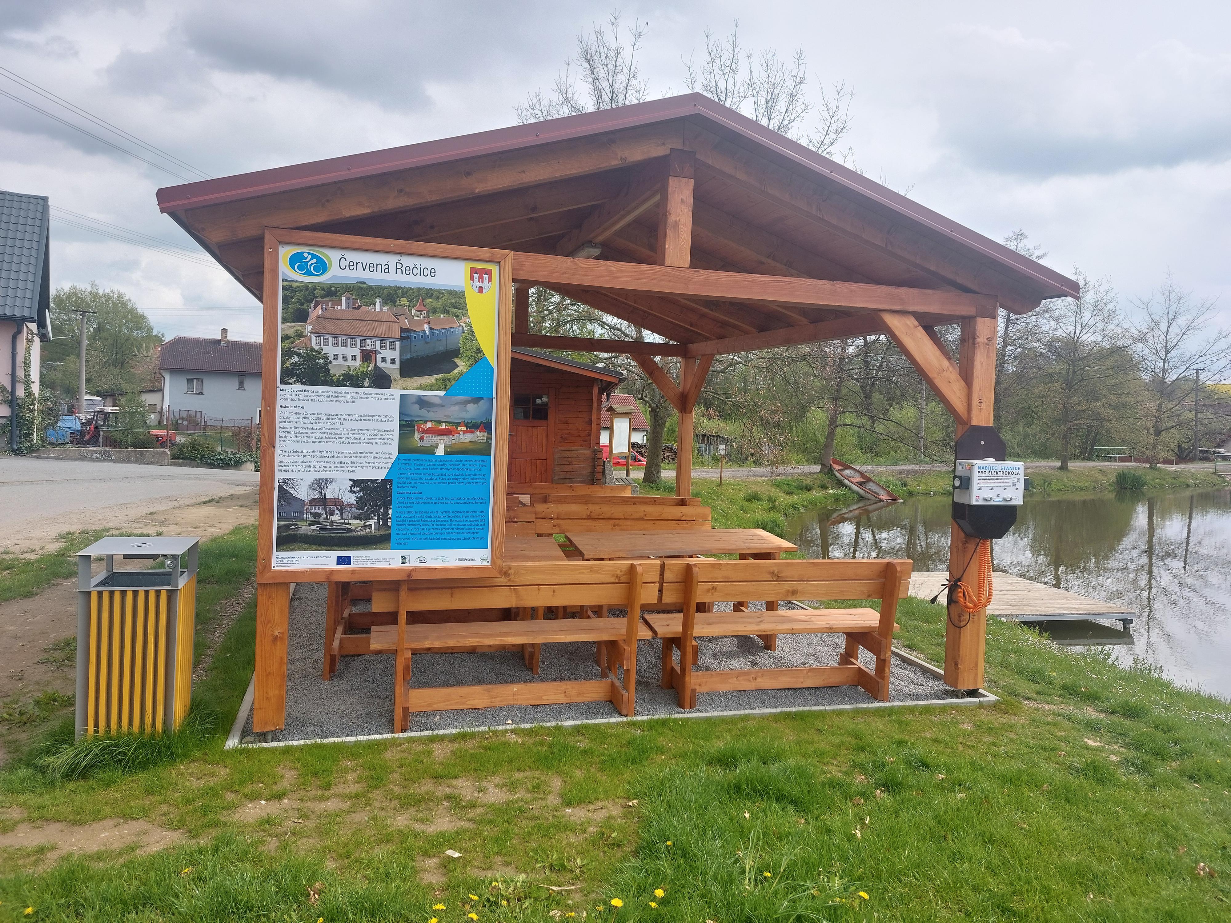 Nabíjecí stanice Město Červená Řečice foto 2