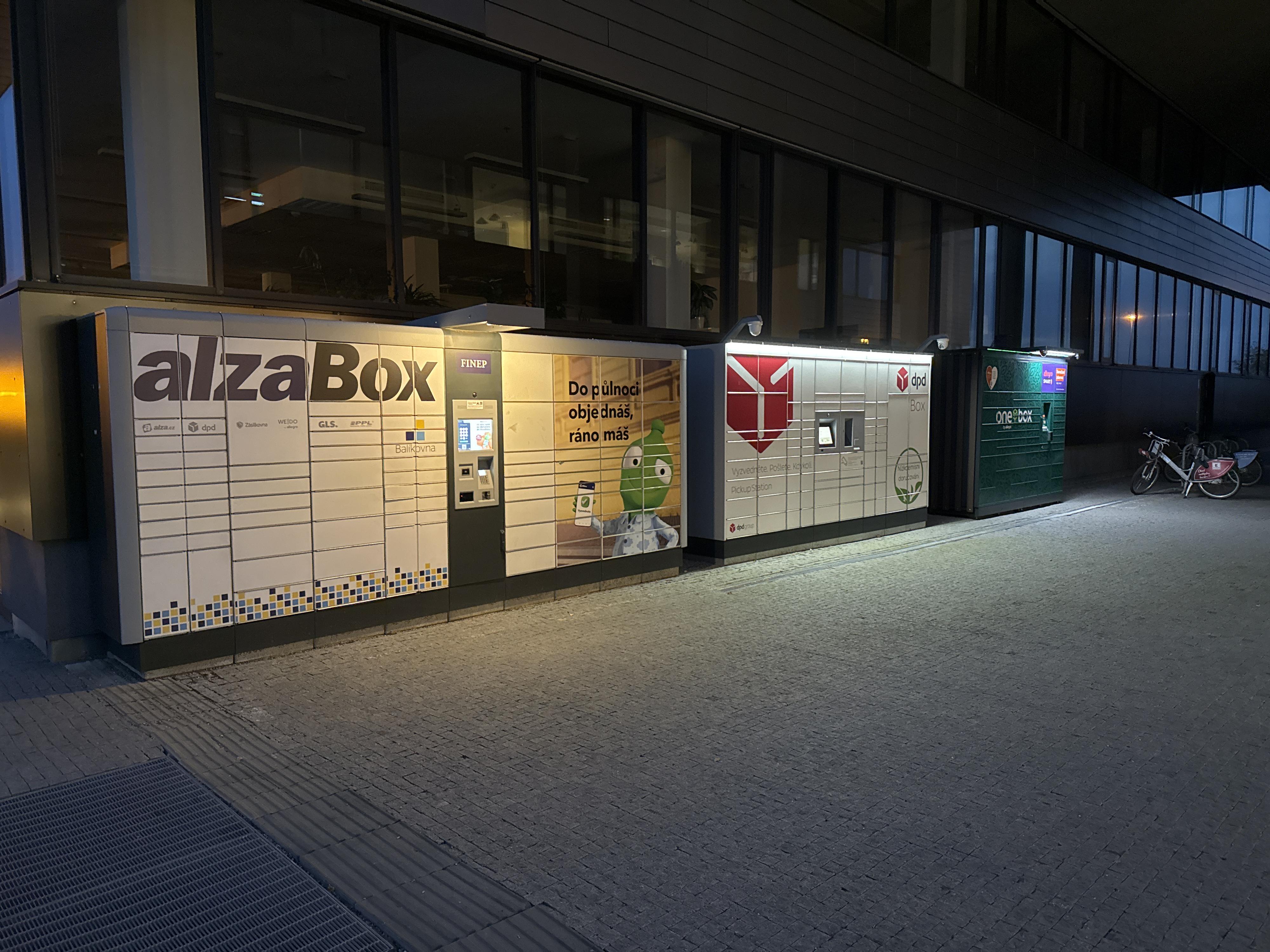 AlzaBox