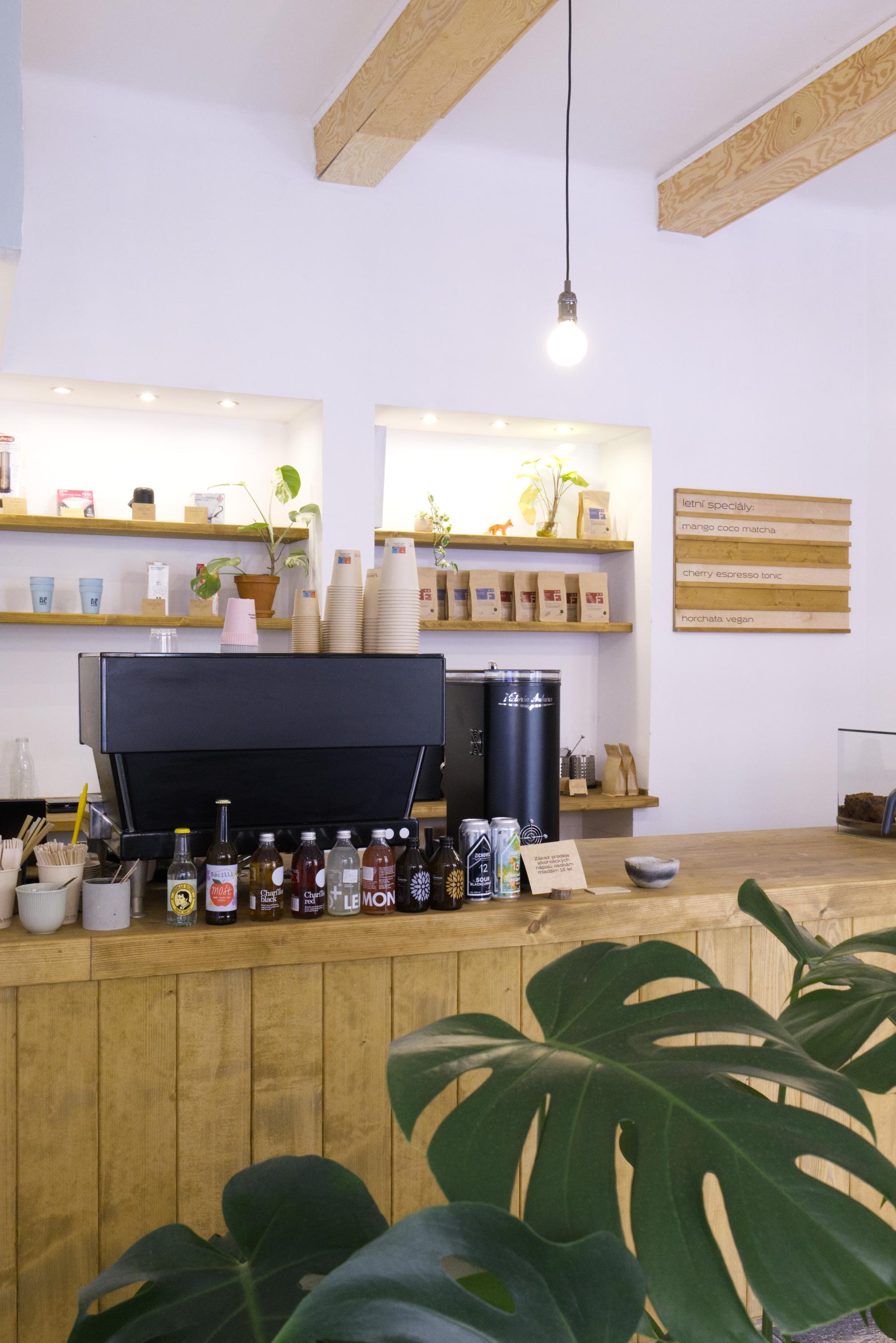 two dots coffee & pastries foto 5