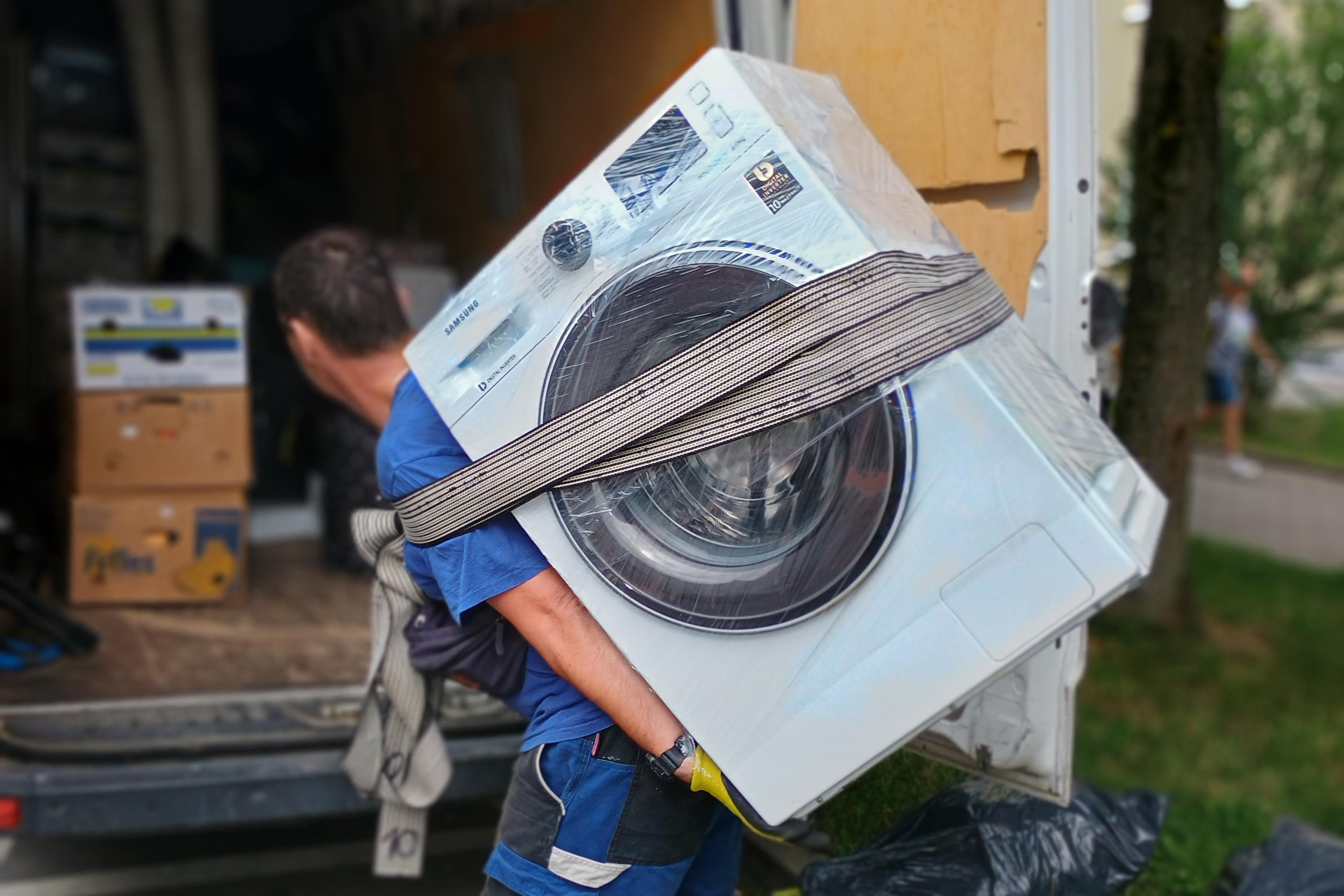 Vyklízení bytů, domů, kanceláří, pozemků