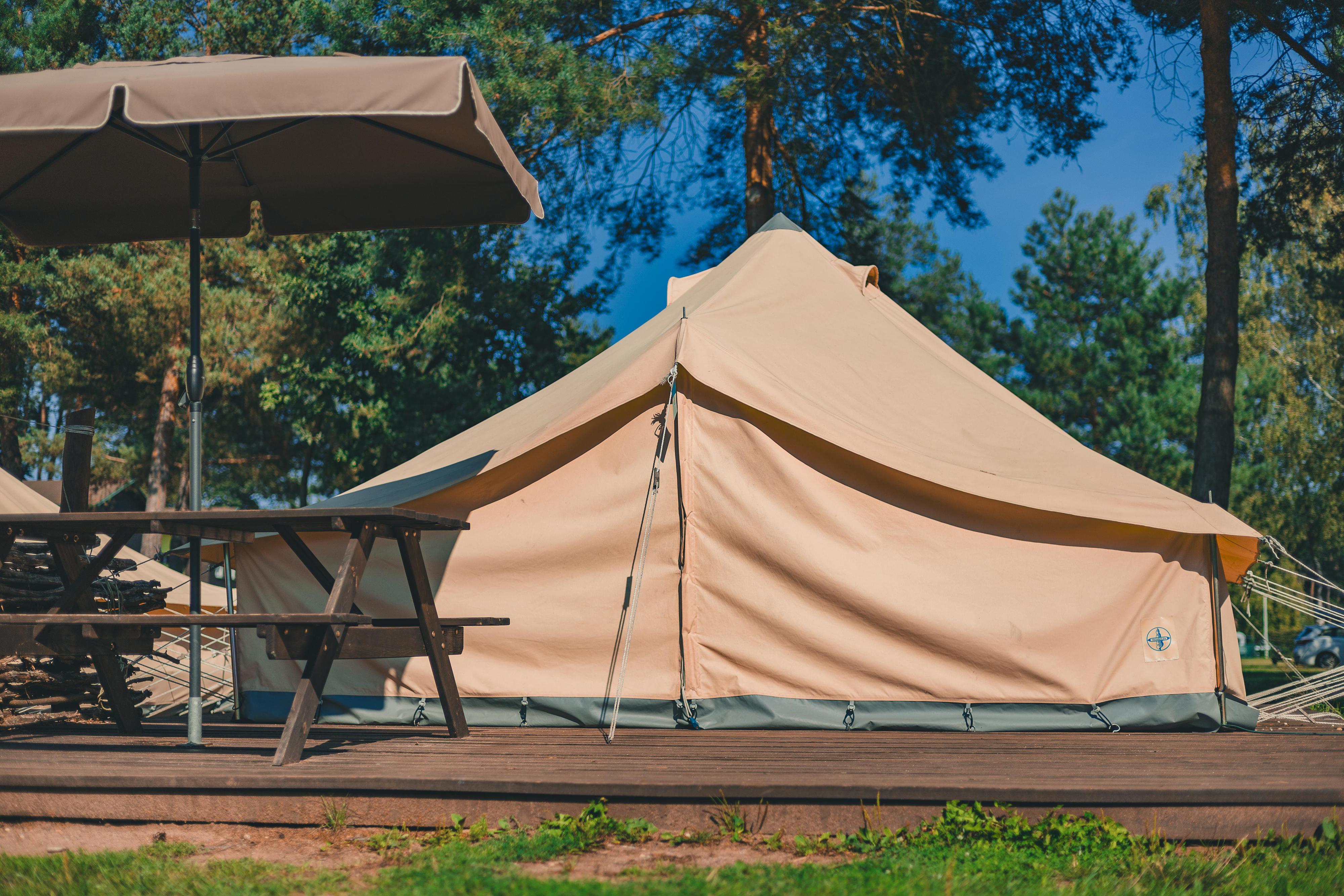 Vyrábíme glampingové a kempingové stany STROMEYER