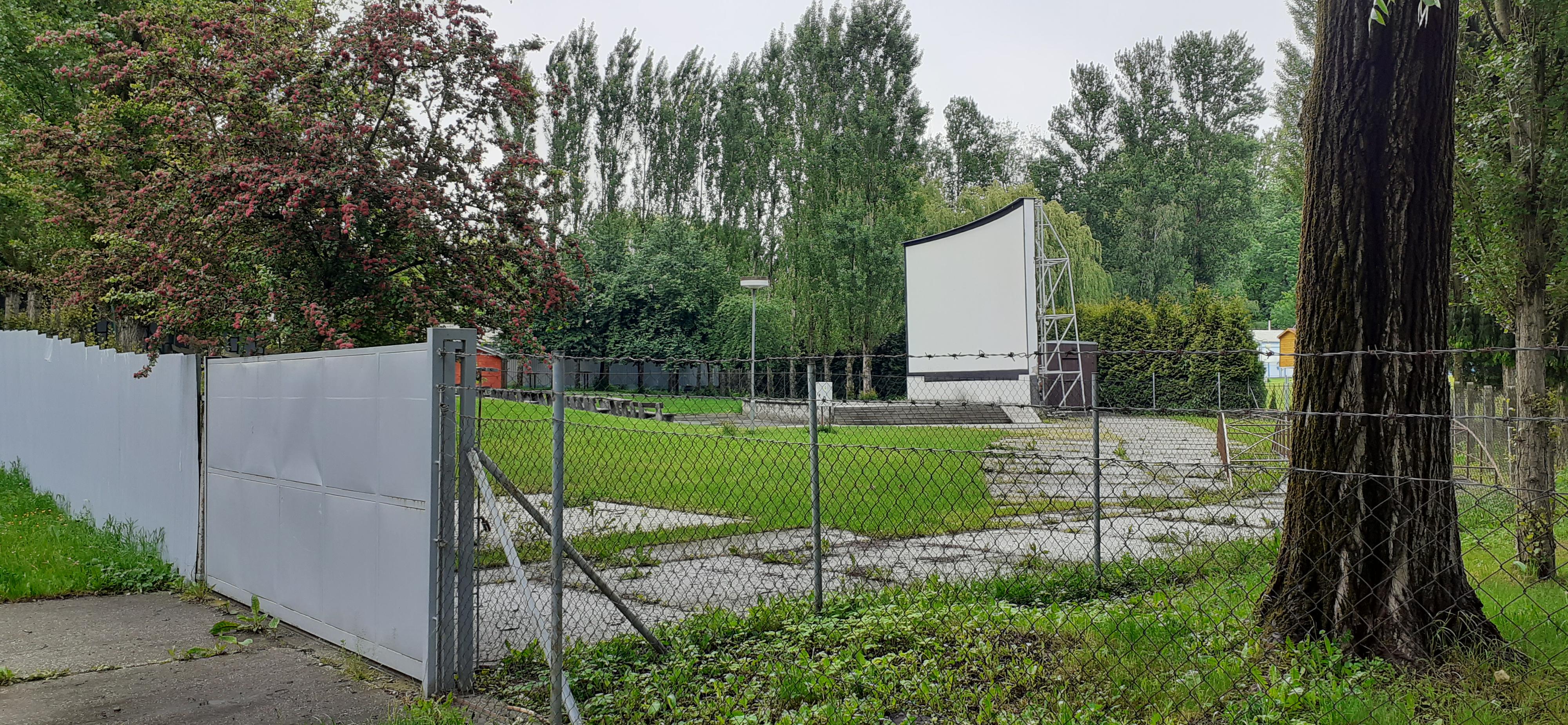 KULTURNÍ KLUB Hulín - Letní kino foto 3