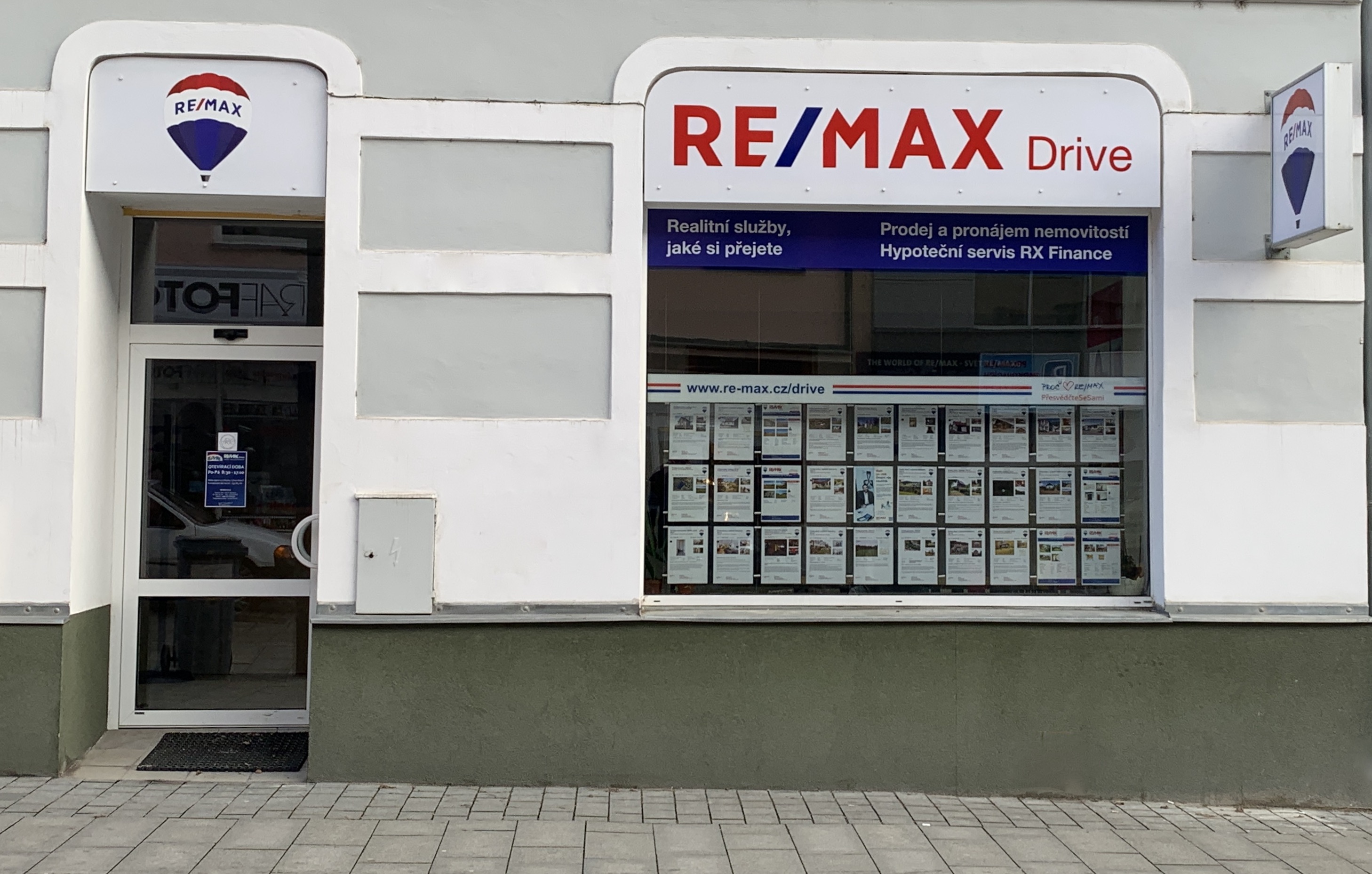 REMAX Drive foto 2