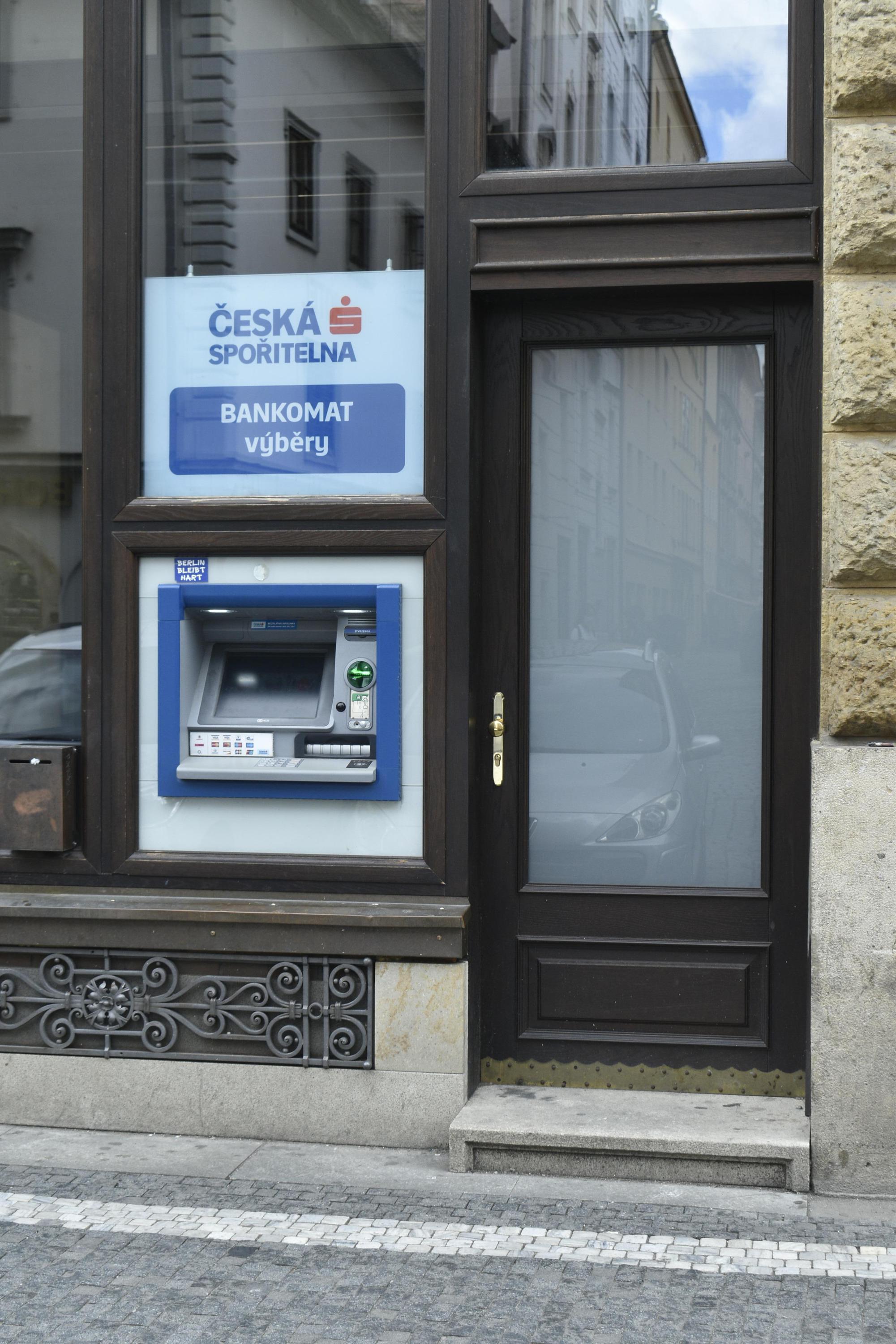 Bankomat České spořitelny foto 3