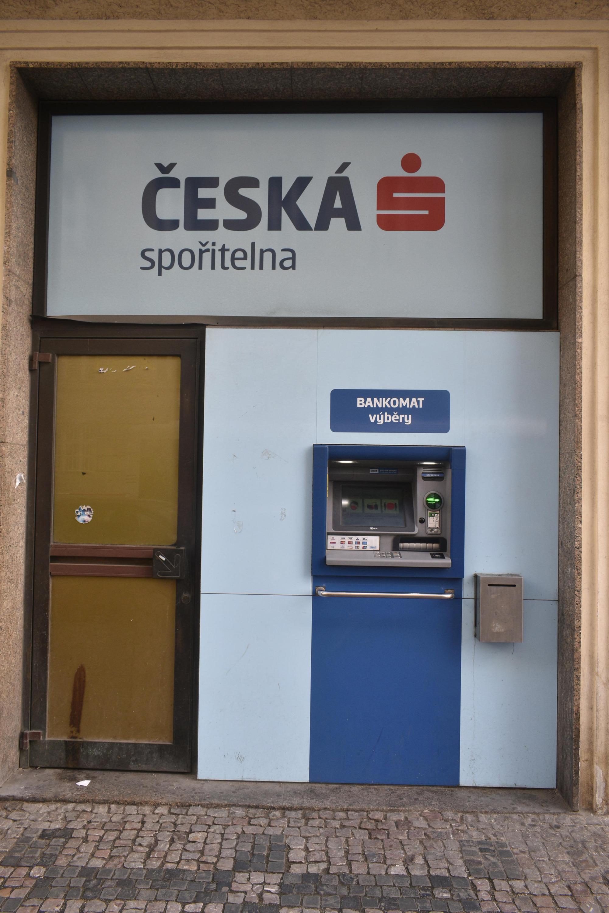 Bankomat České spořitelny foto 2