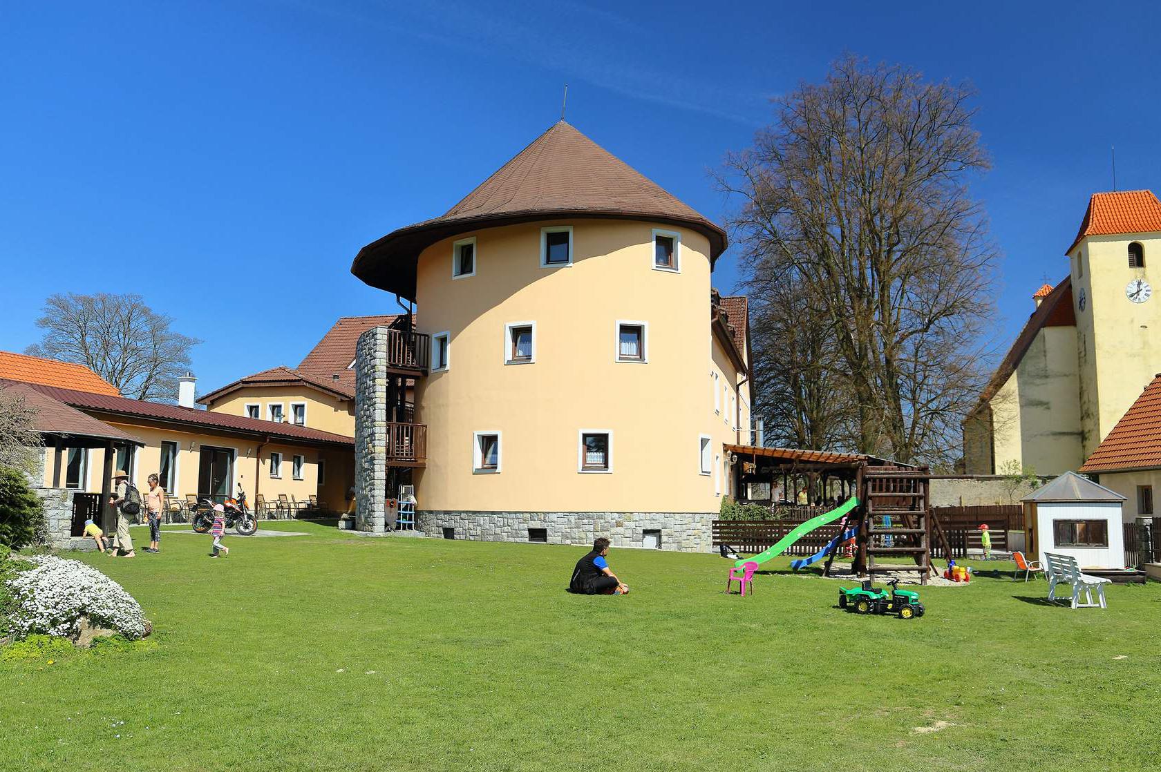 Penzion - Restaurace Žumberk