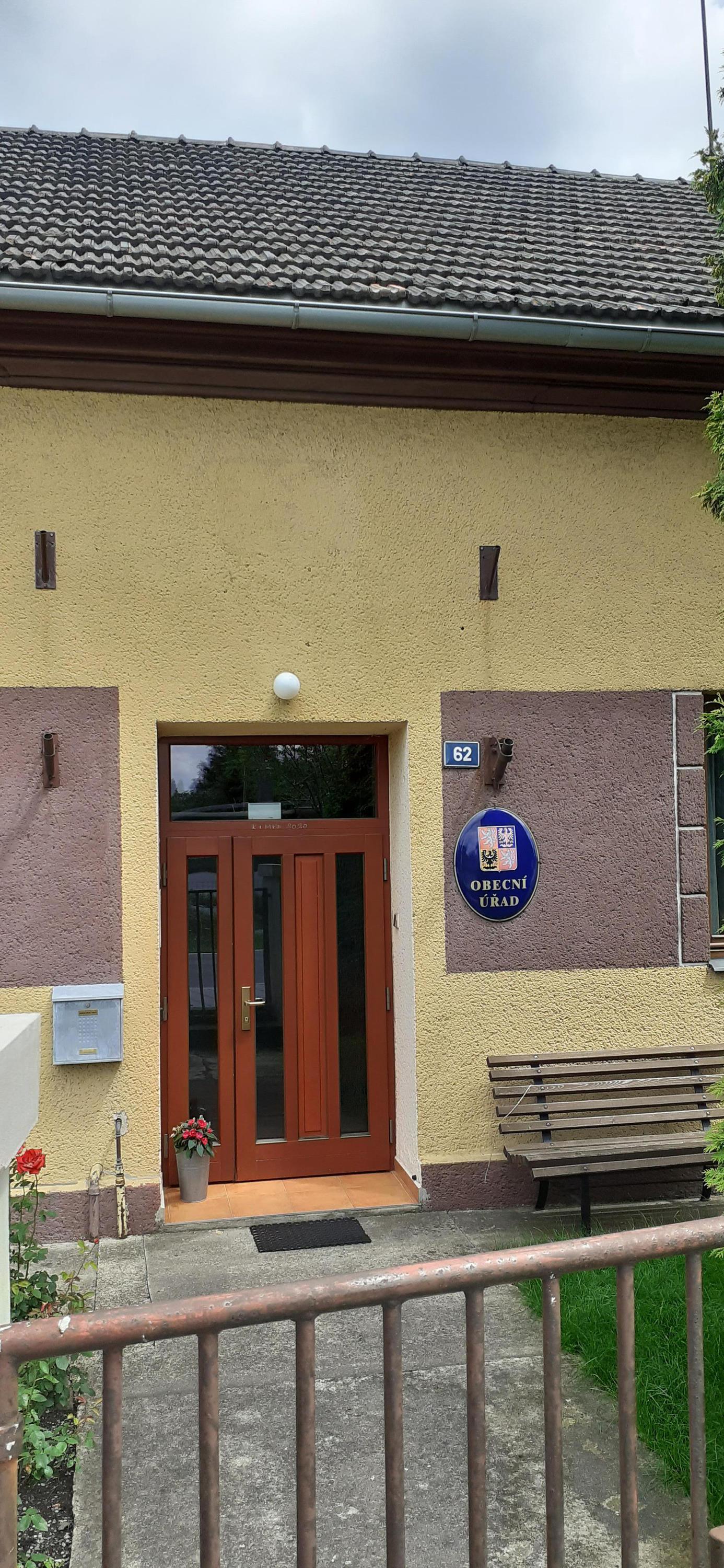 Žabeň - obecní úřad foto 5