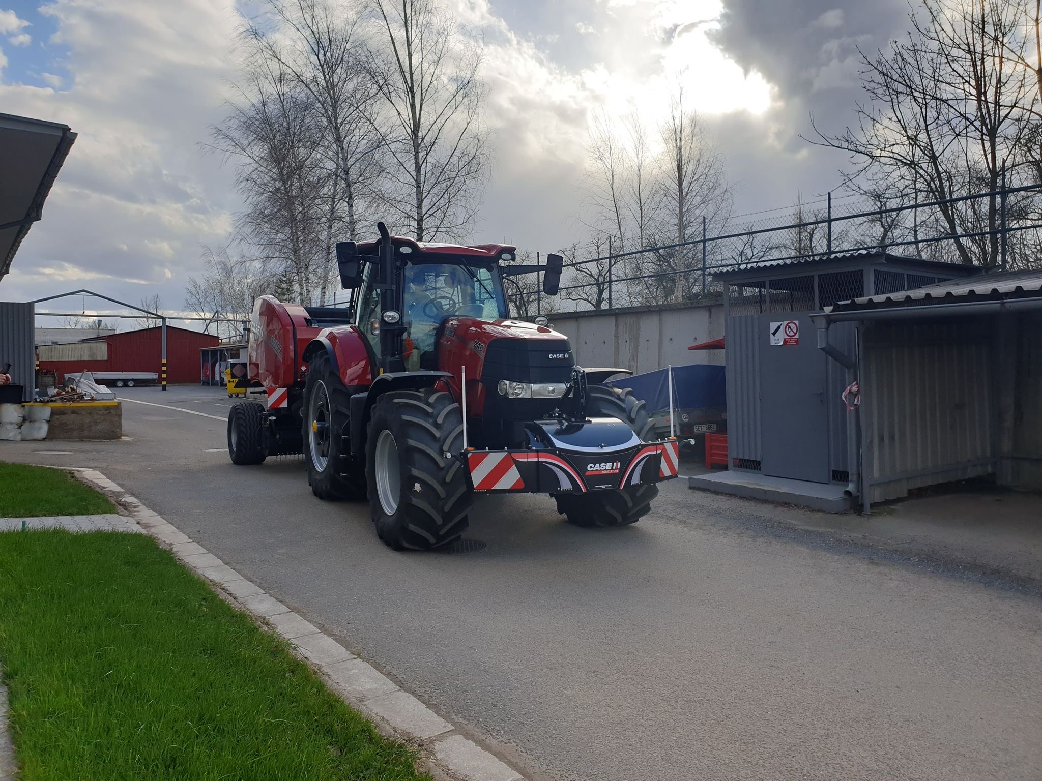 ZD Sloupnice - středisko mechanizace foto 4