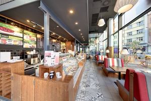 Company graphic CrossCafe Plaza