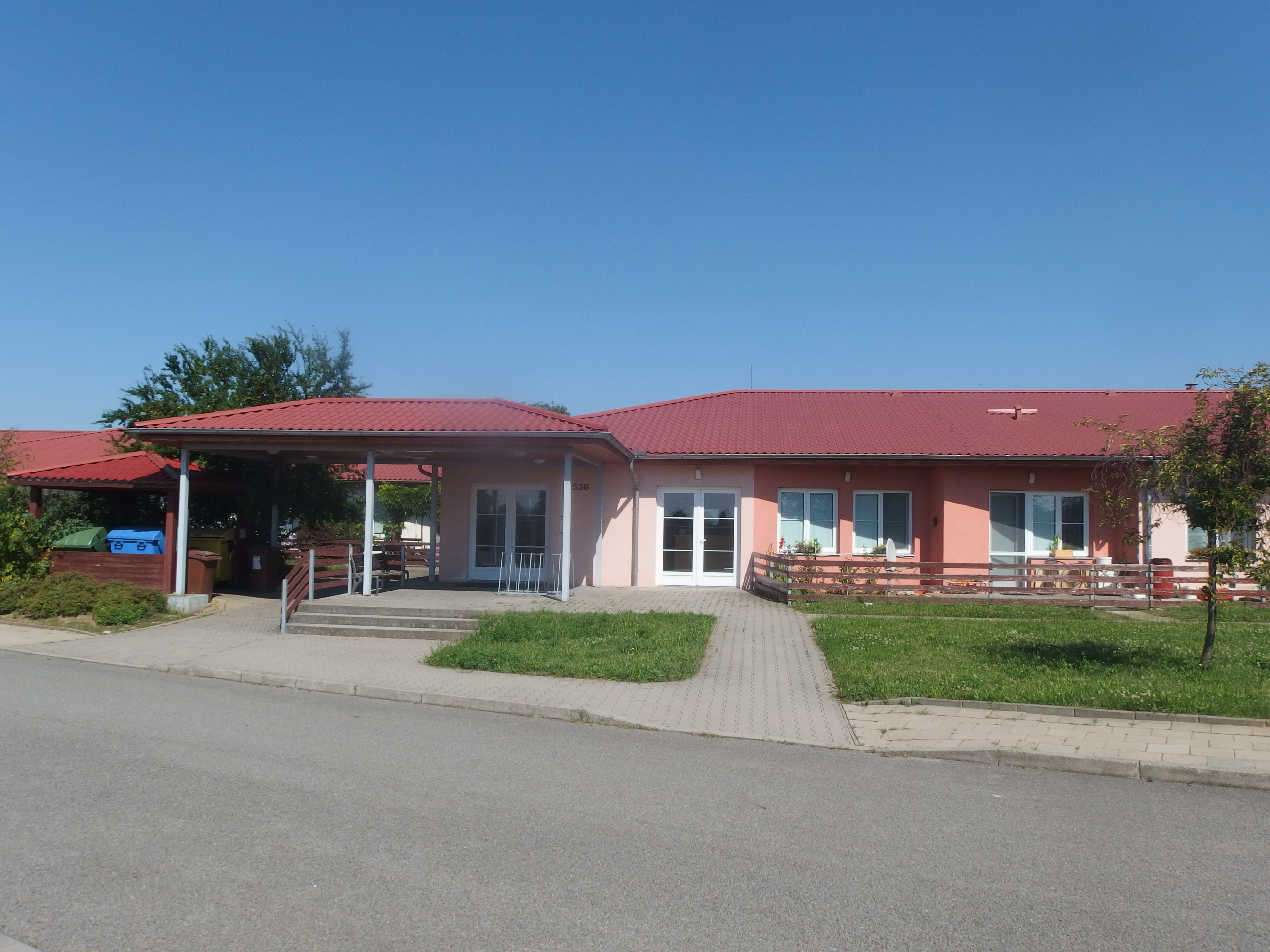 Oblastní charita Uherské Hradiště - Dům s chráněnými byty foto 2