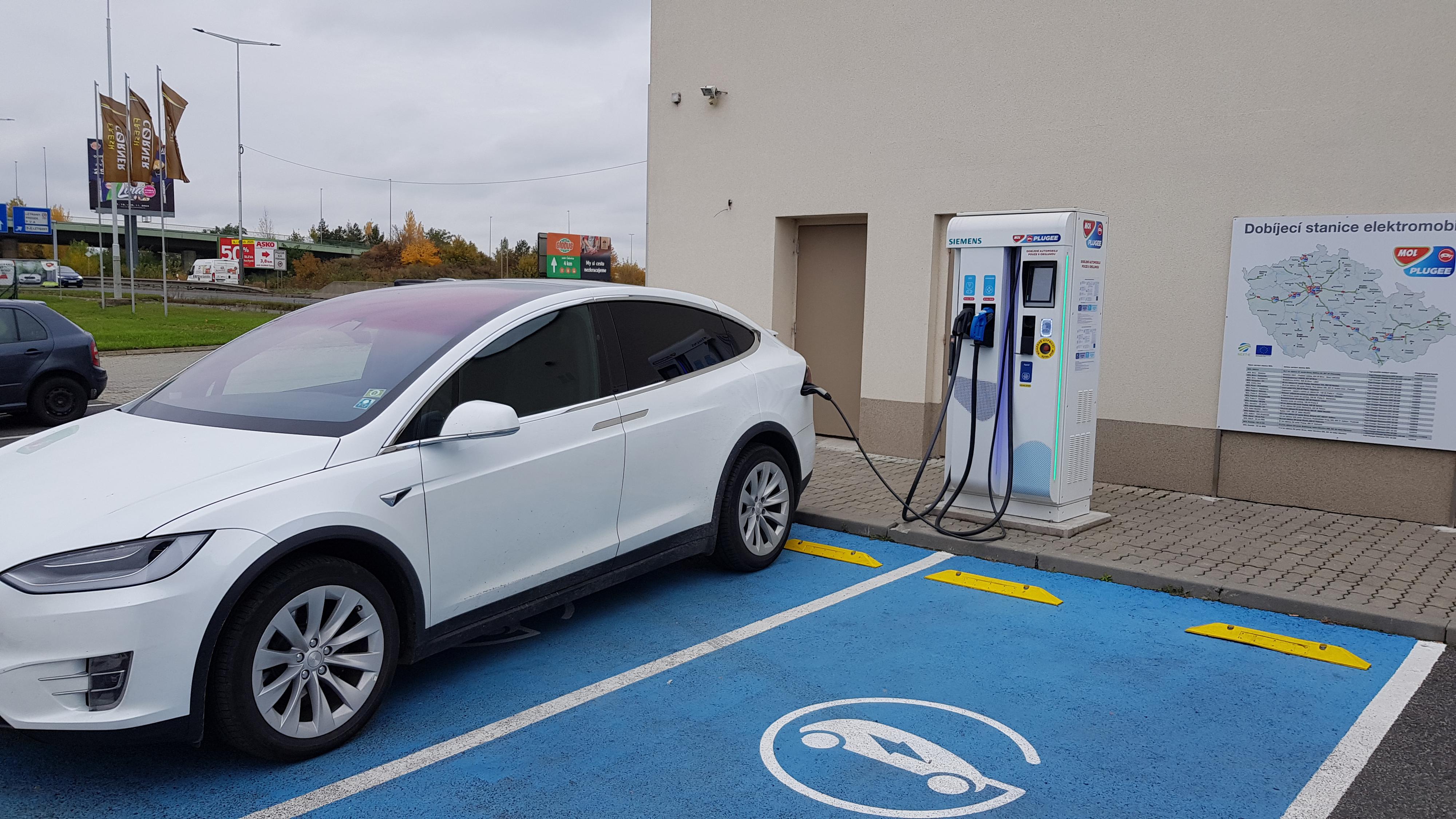 MOL - Nabíjecí stanice foto 3