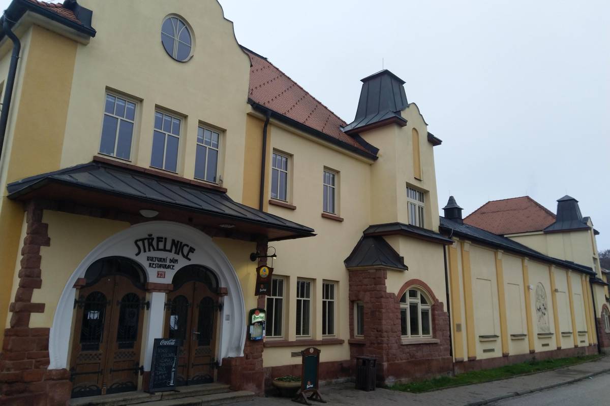 Kulturní dům Střelnice foto 2