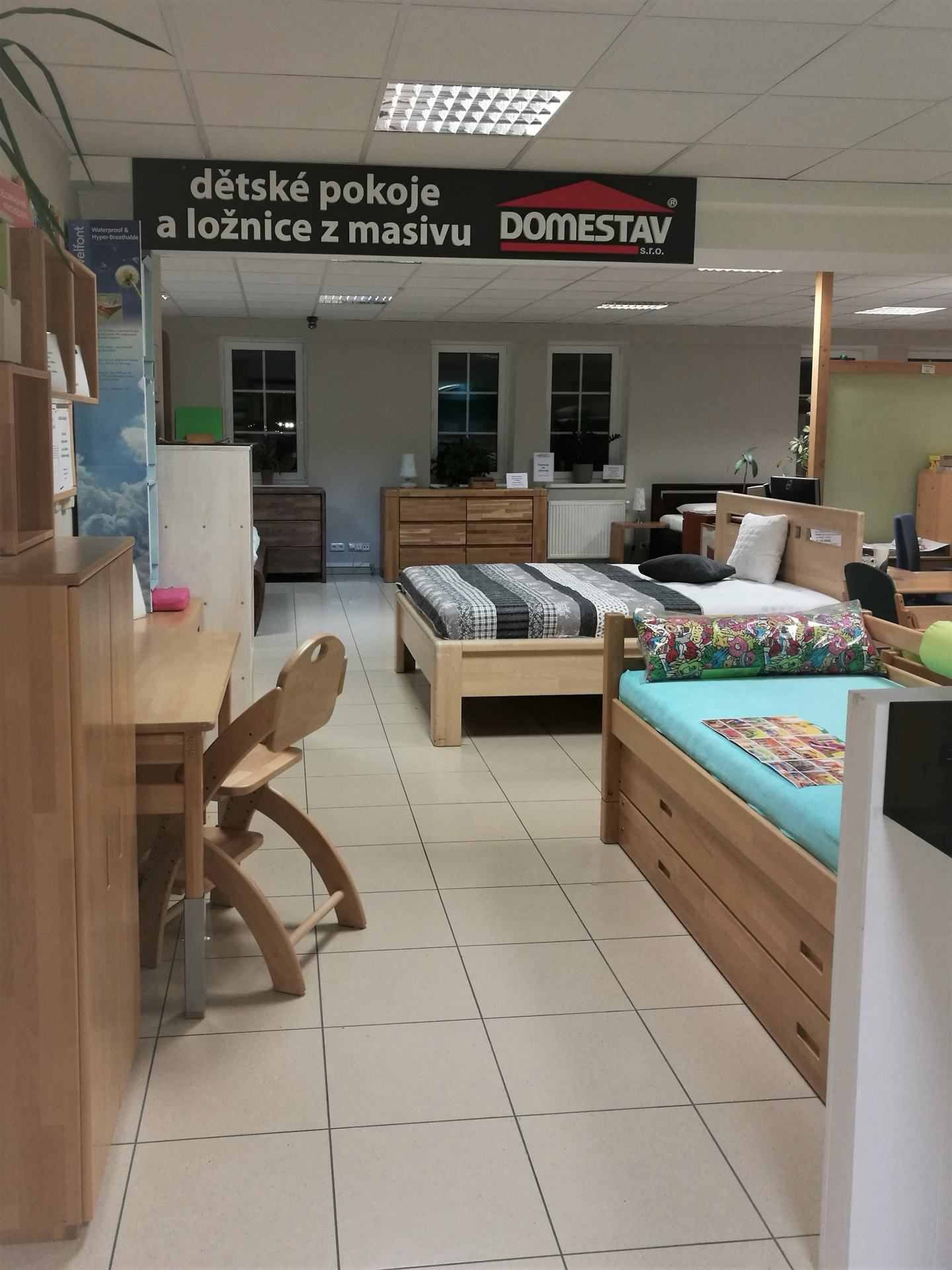 Nábytek z masivu DOMESTAV s.r.o. foto 2