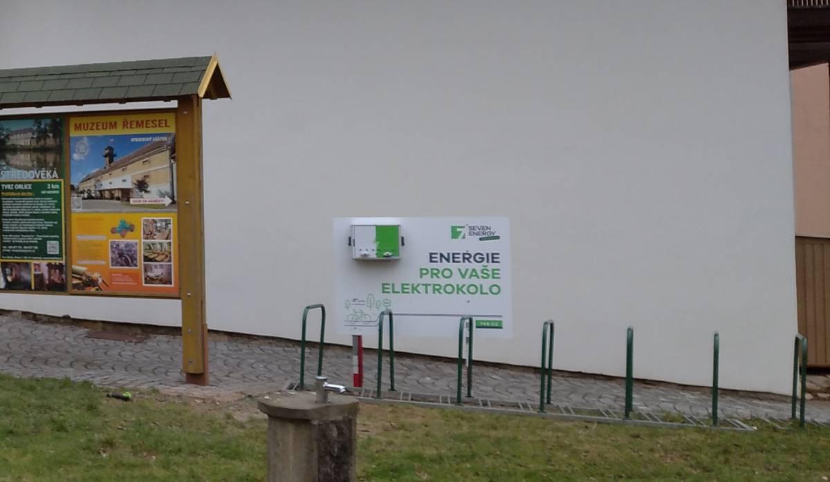 Nabíjecí stanice Informační centrum Letohrad foto 3