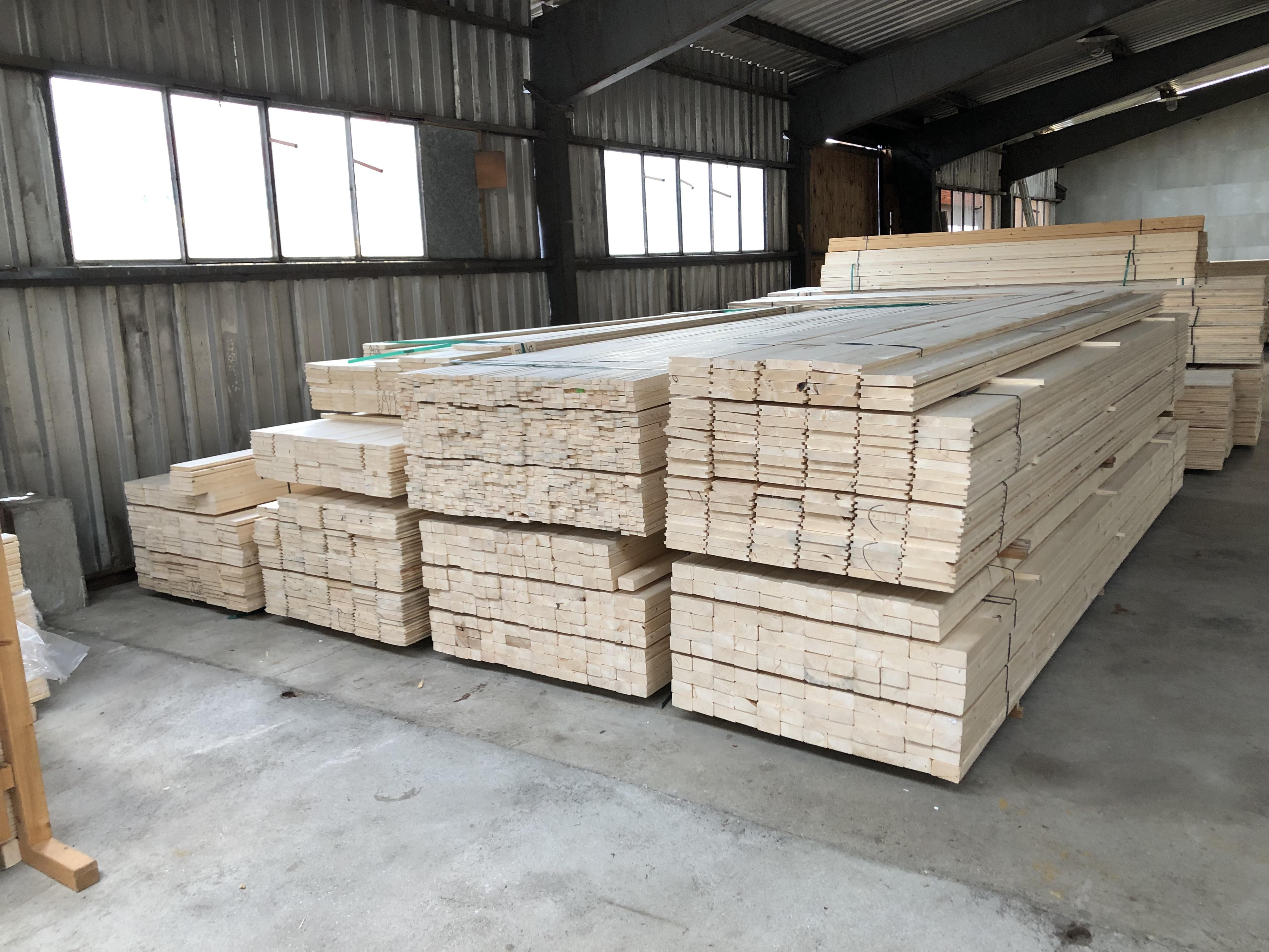 DŘEVO - ARTIKEL Ševčík foto 2