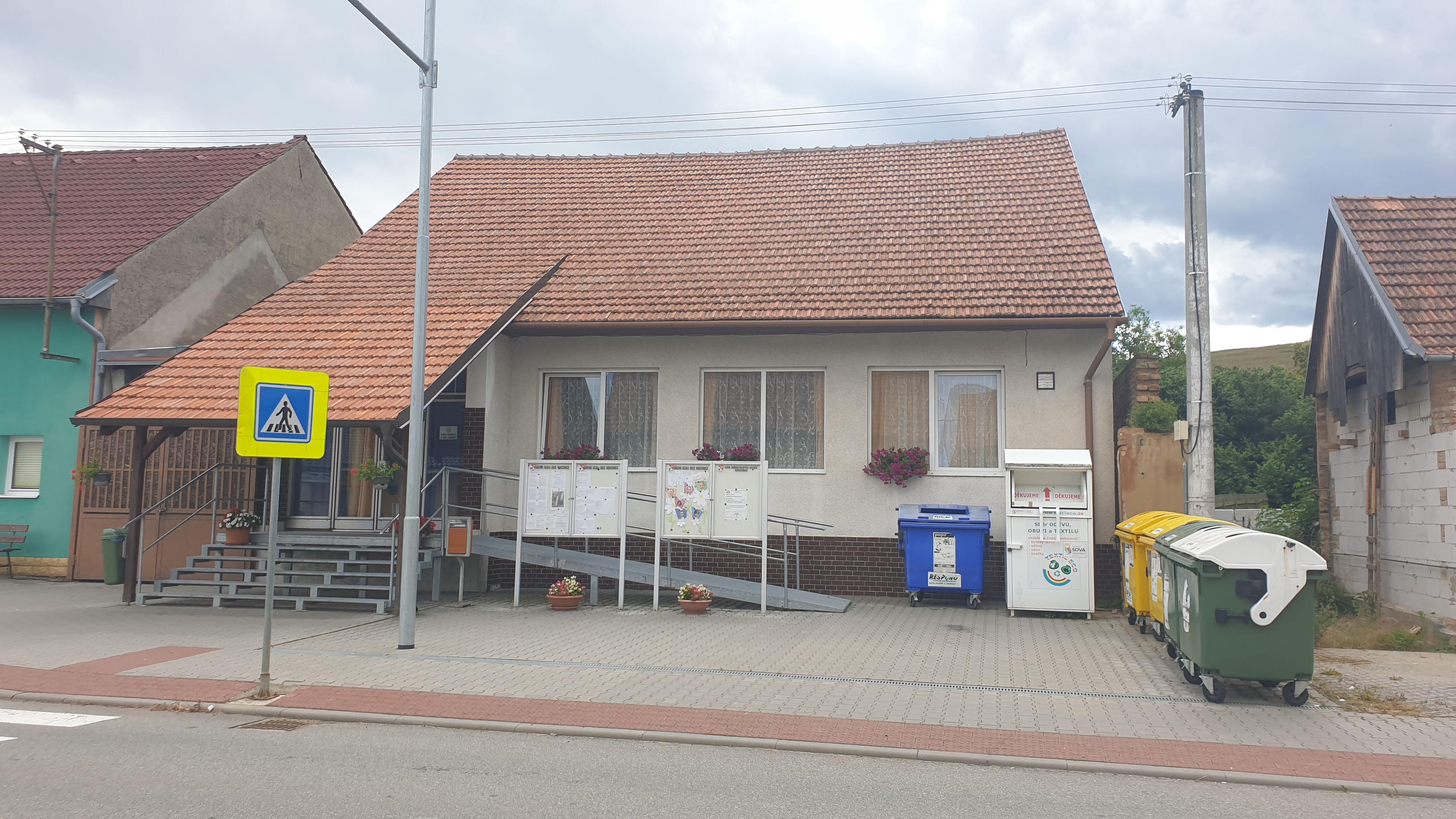 Společenský dům Mouchnice foto 2