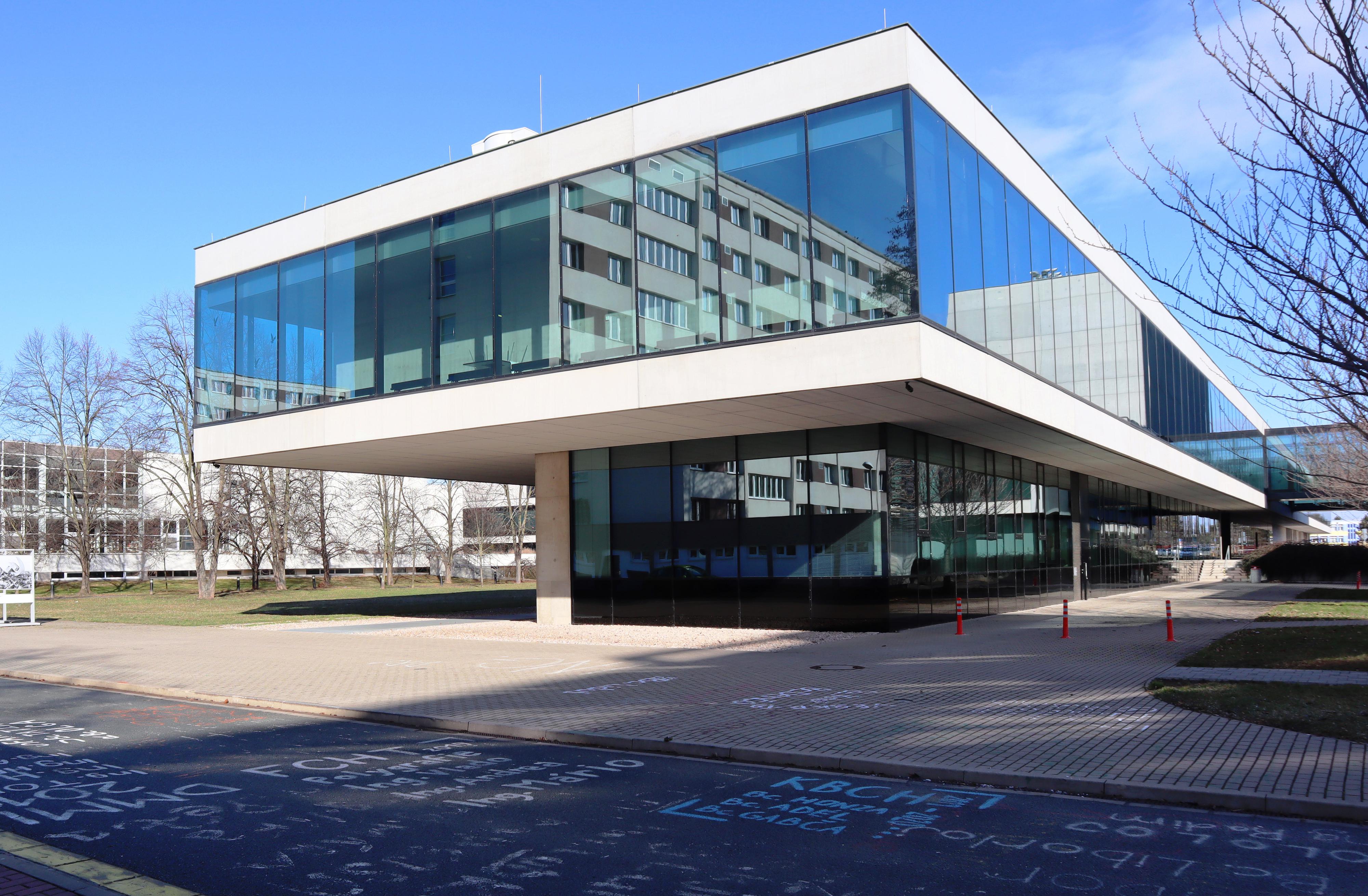 Vysokoškolská menza Univerzity Pardubice foto 6