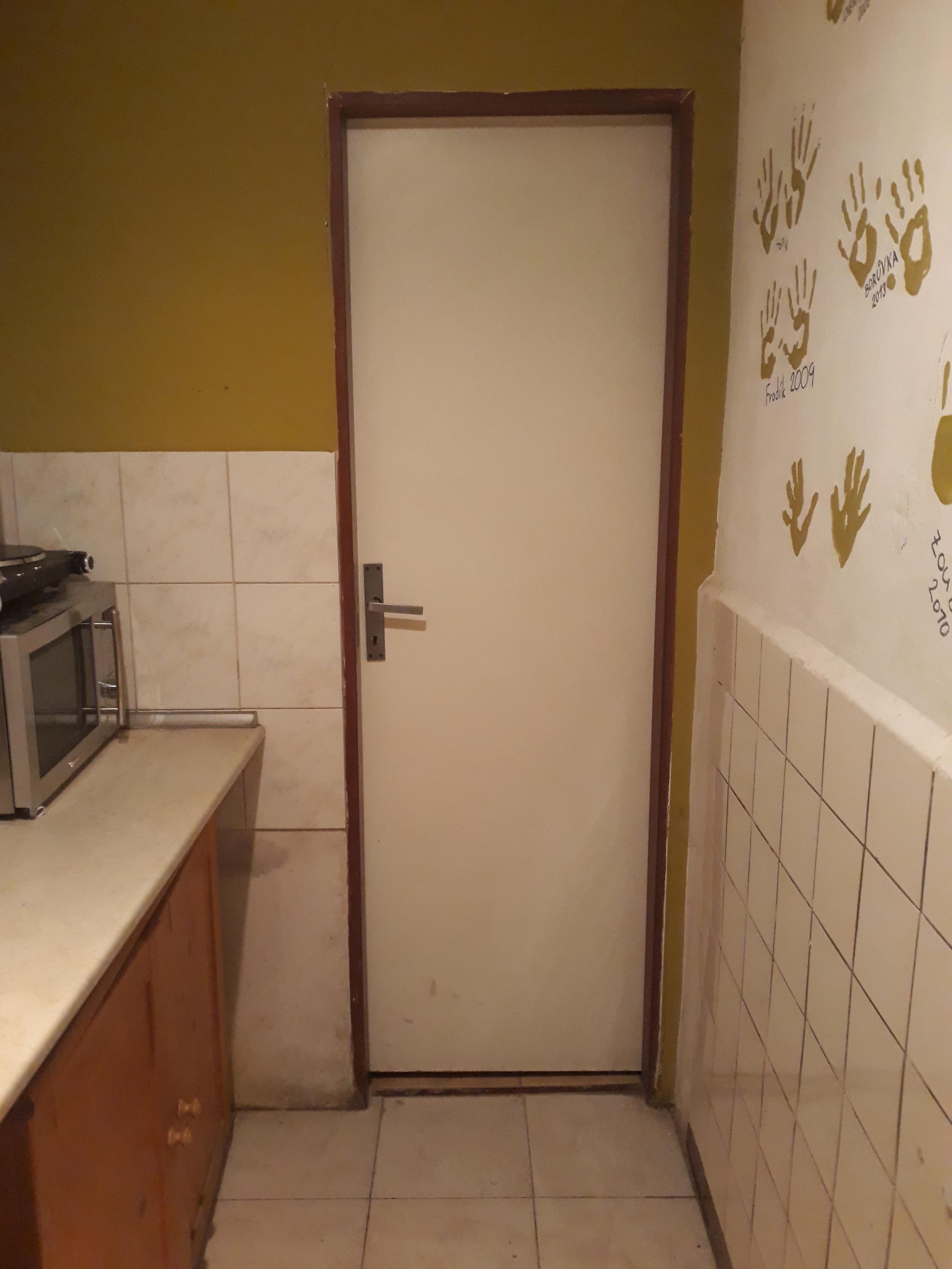 Junák - český skaut, středisko Scarabeus Praha - klubovna foto 2