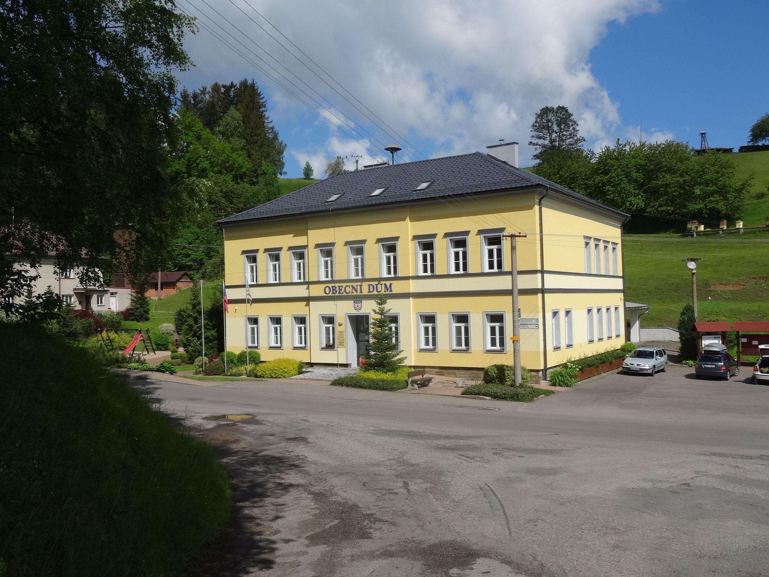 Klášterec nad Orlicí - obecní úřad foto 2