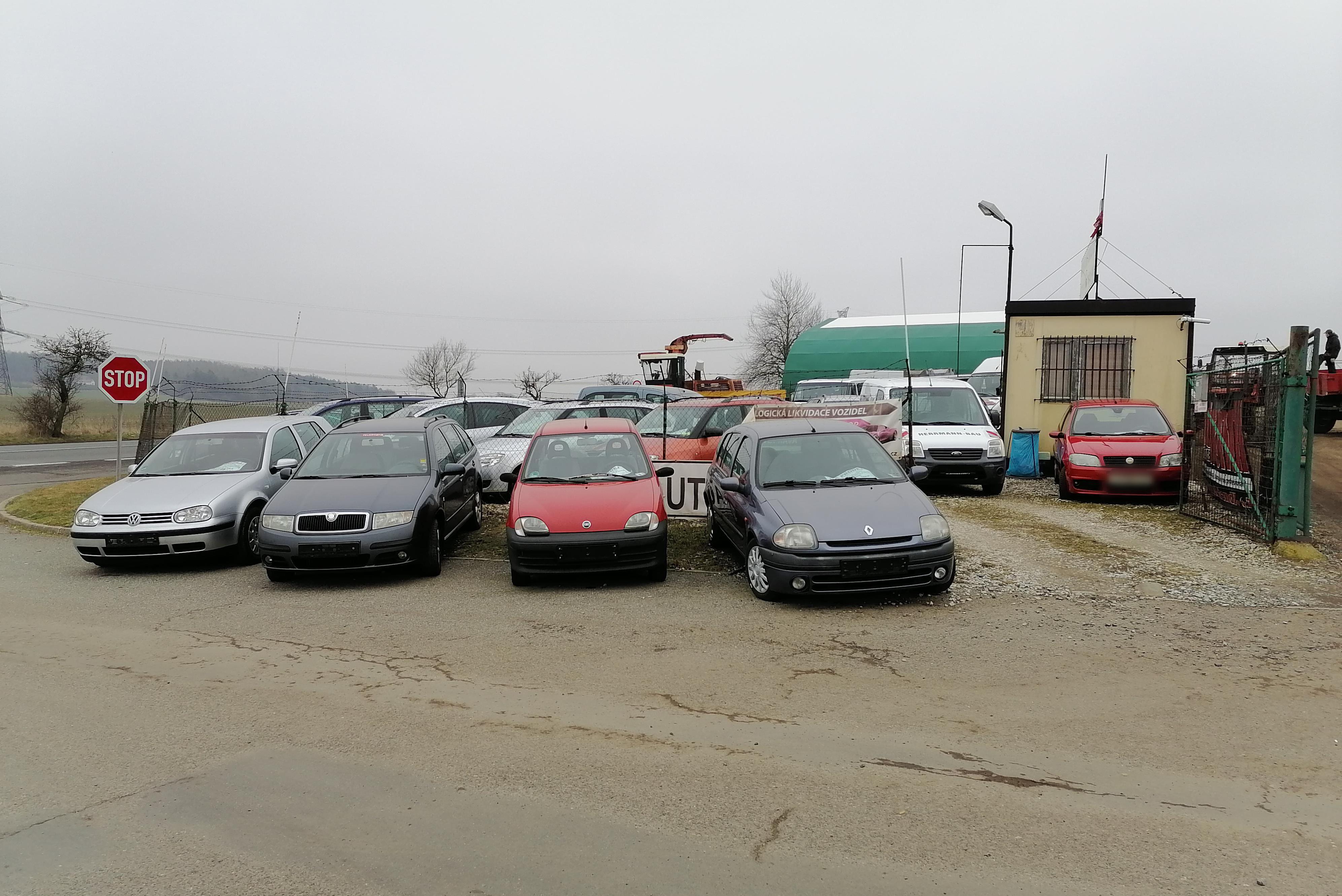 Autobazar Chraštice