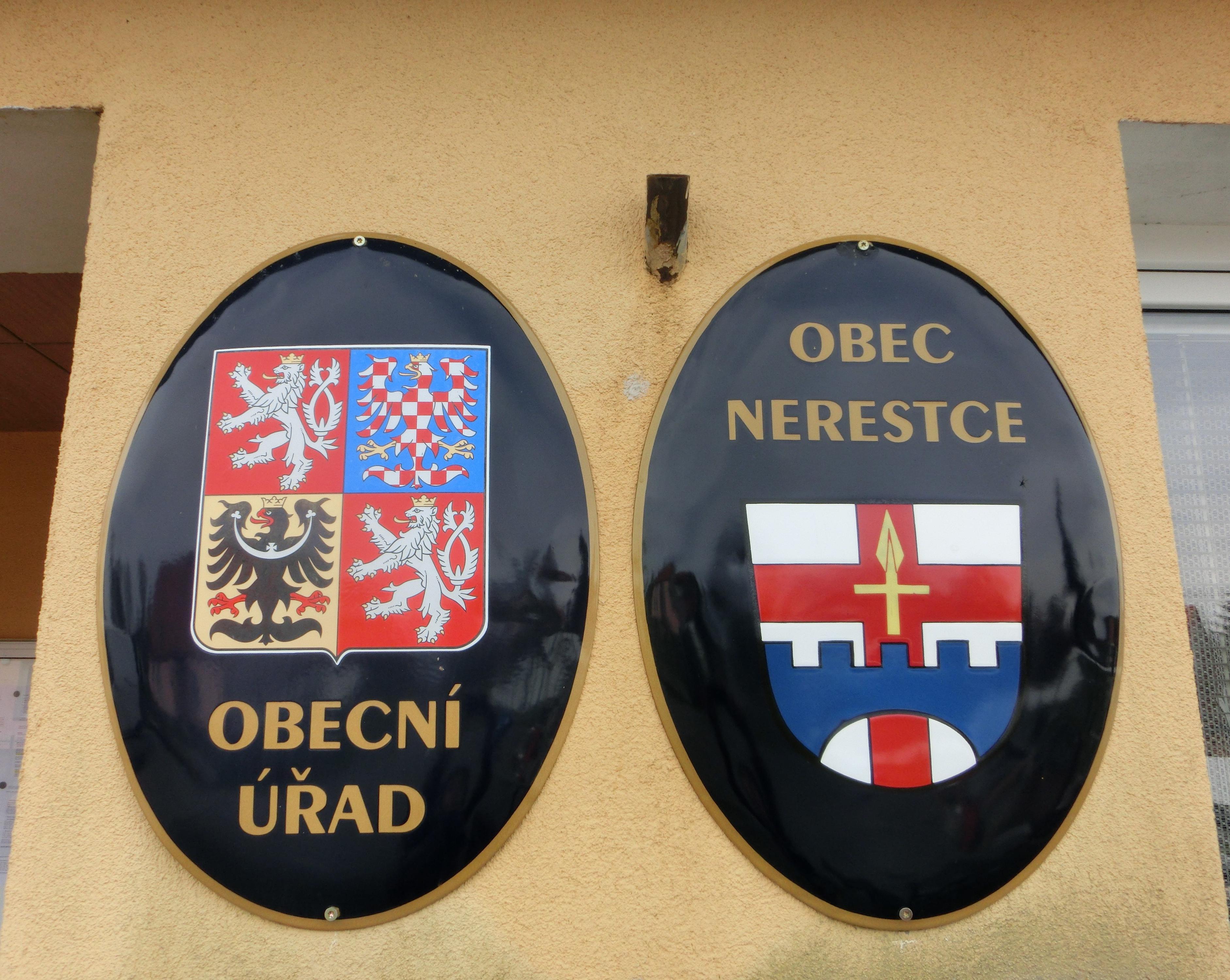 Nerestce - obecní úřad foto 2