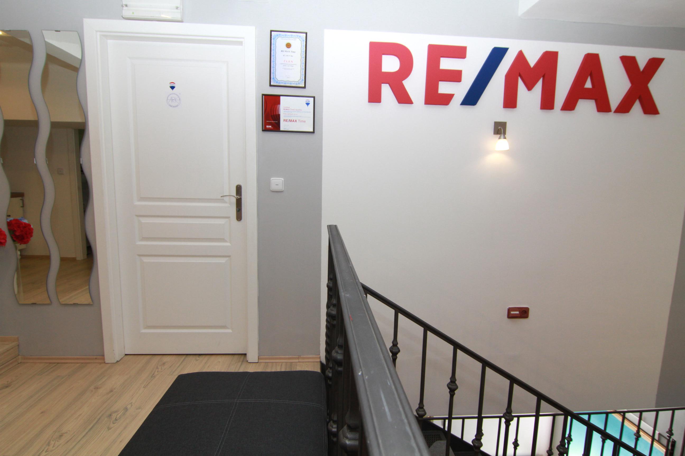 RE/MAX Anděl