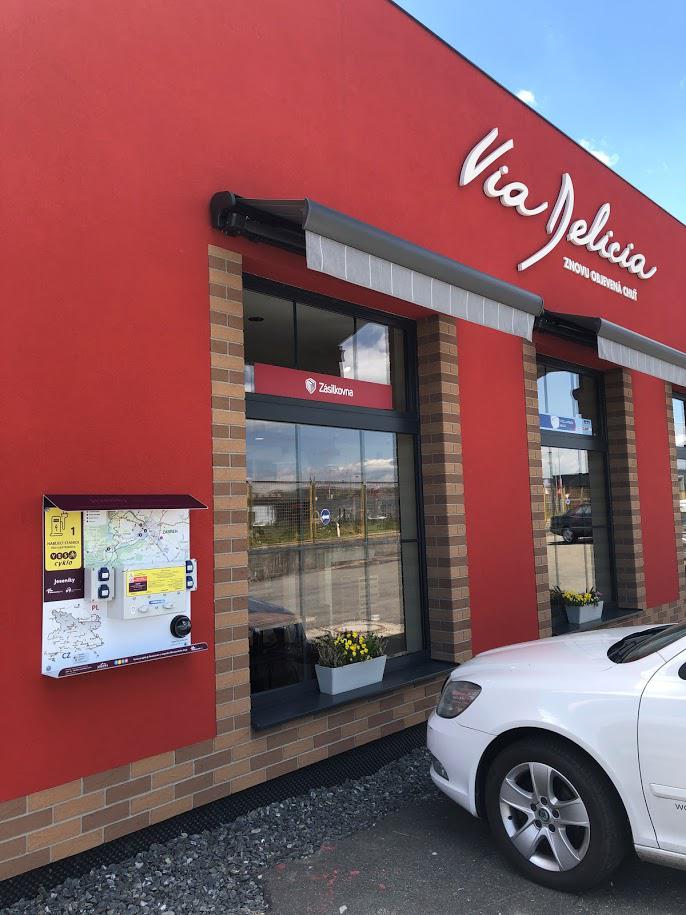 Nabíjecí stanice Rodinná konzervárna Via Delicia foto 2