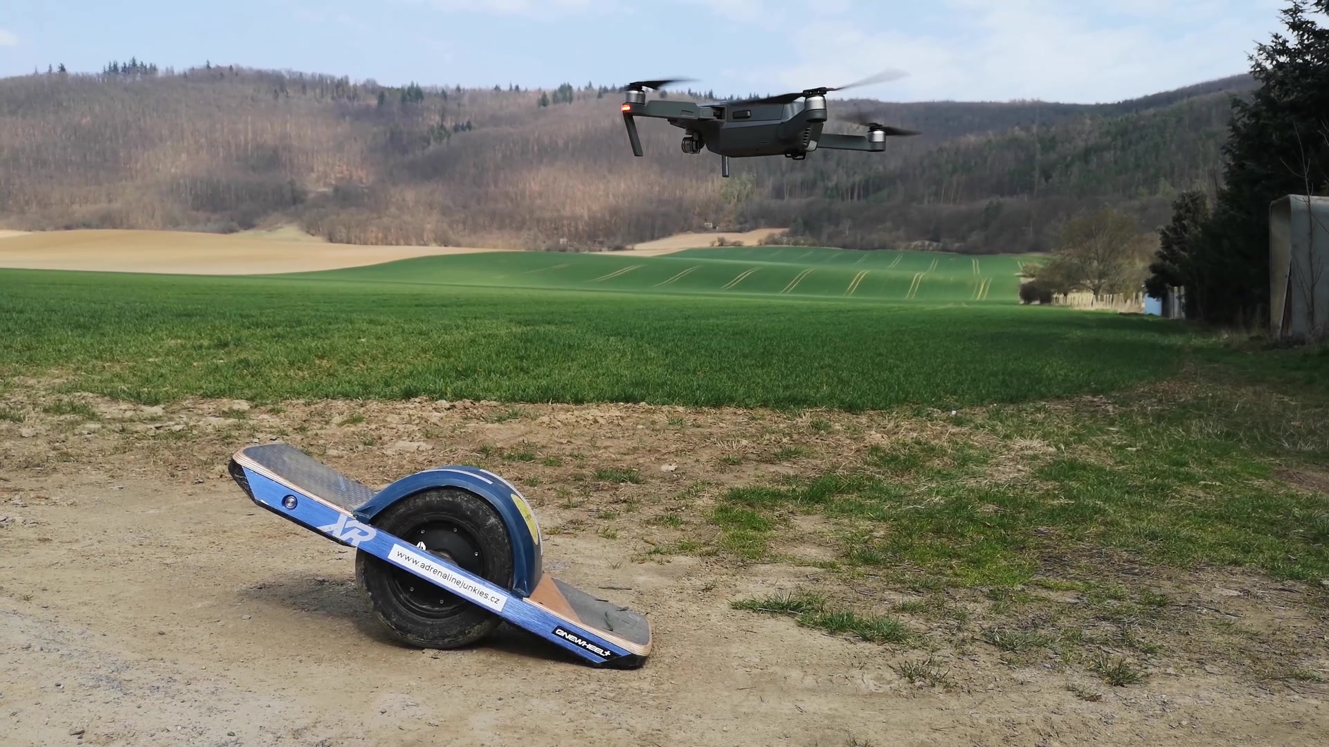 adrenaline junkies.cz onewheel foto 2 (náhled videa)