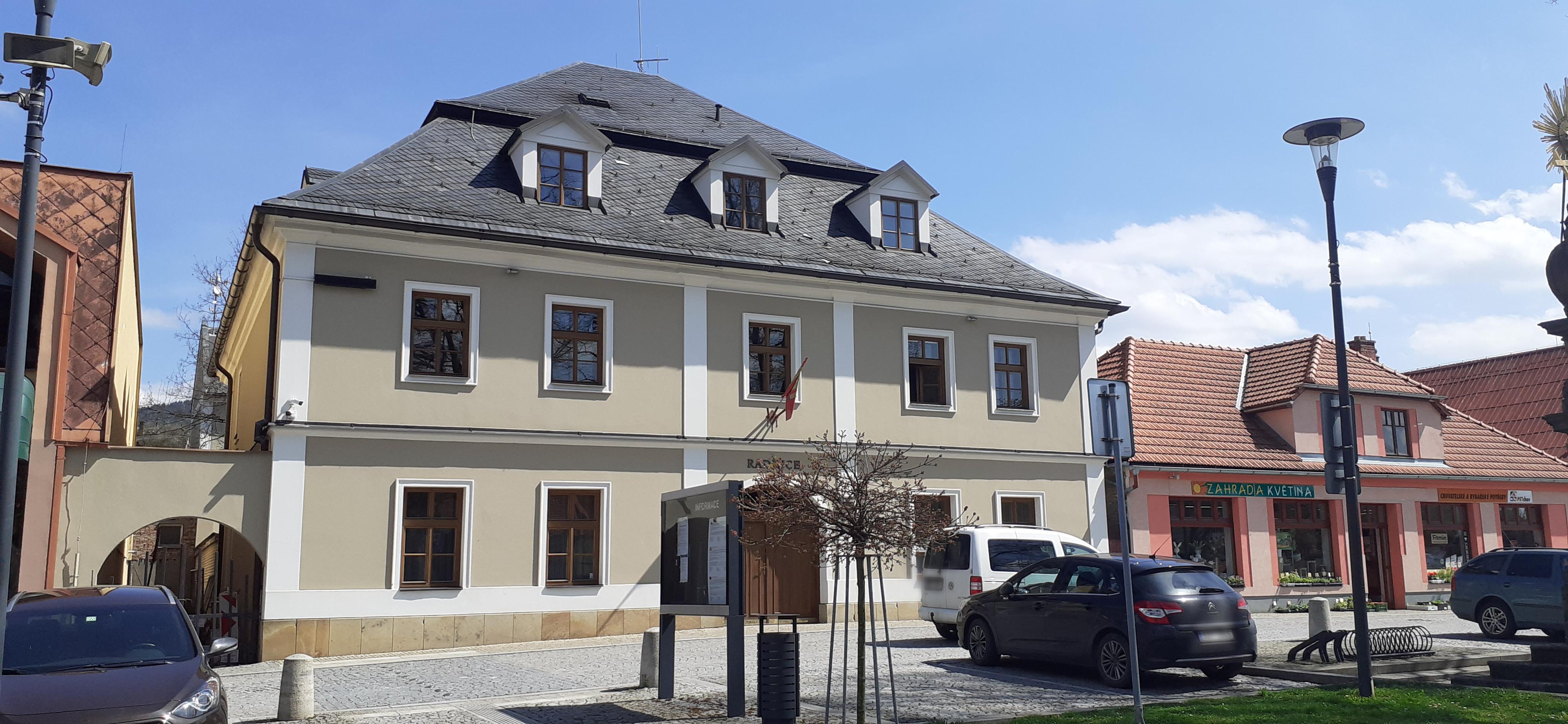 Brumov - Bylnice - městský úřad foto 3