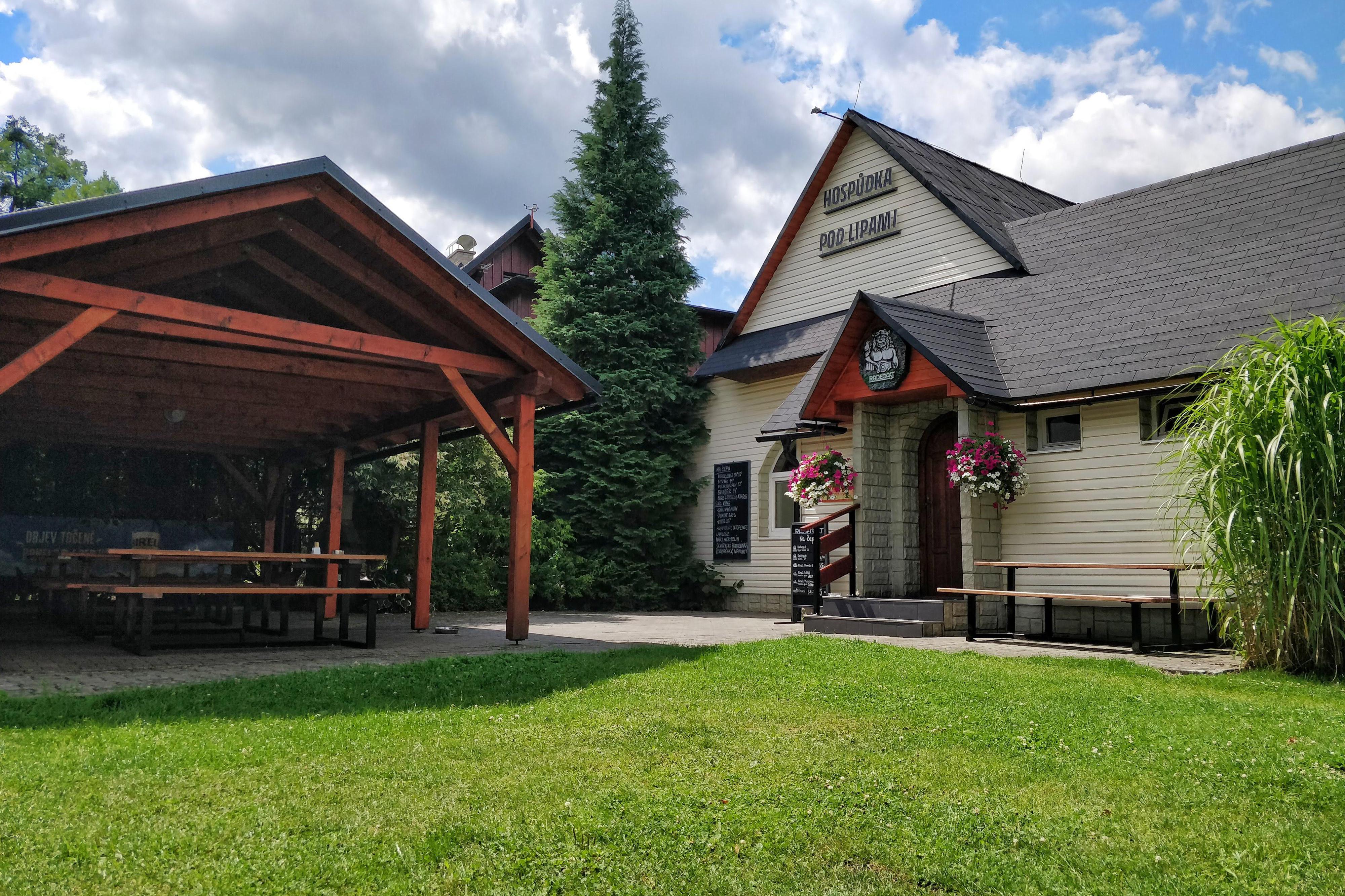 Hospůdka pod Lípami