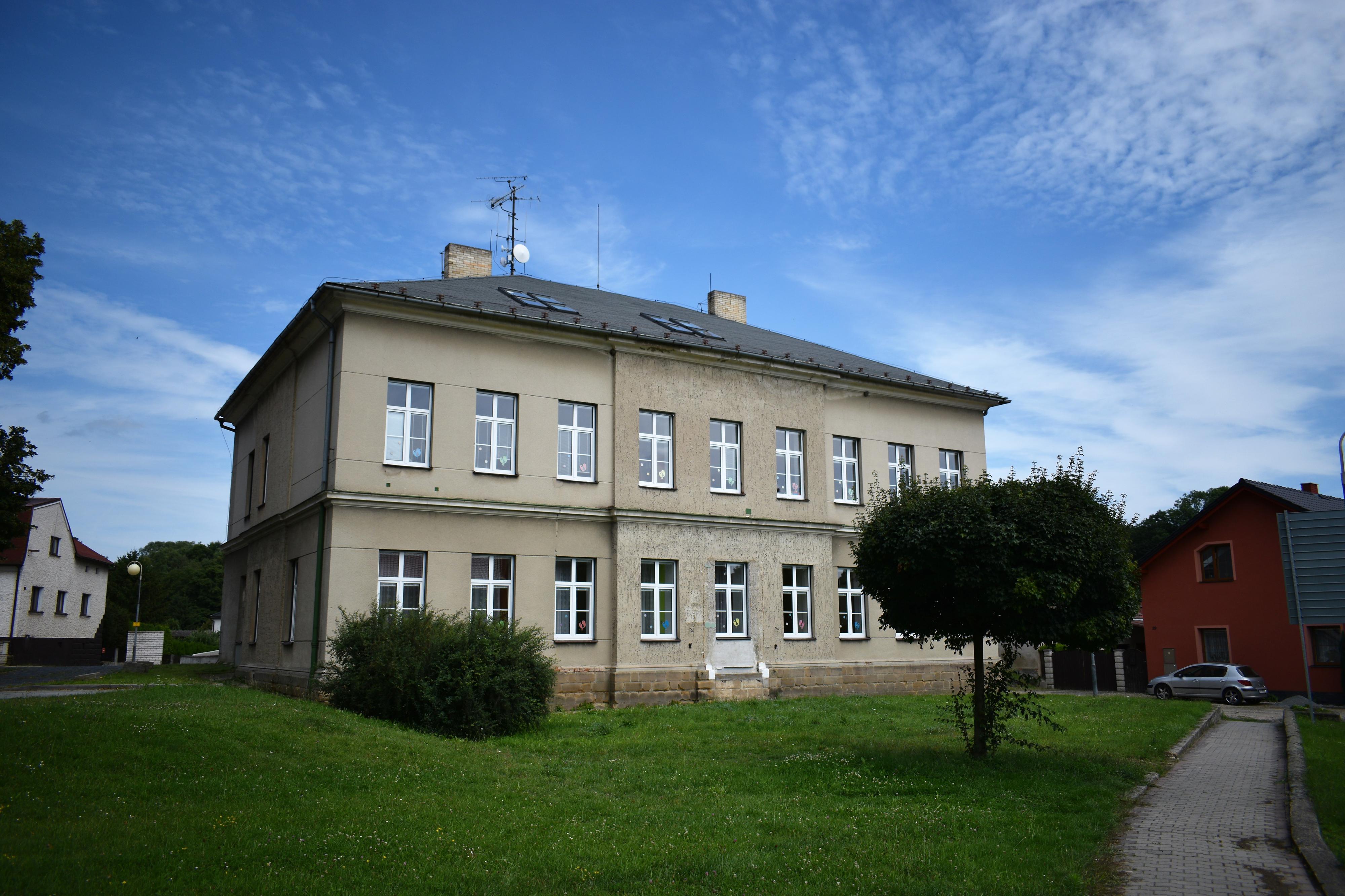 ZŠ a MŠ Kněžmost foto 3