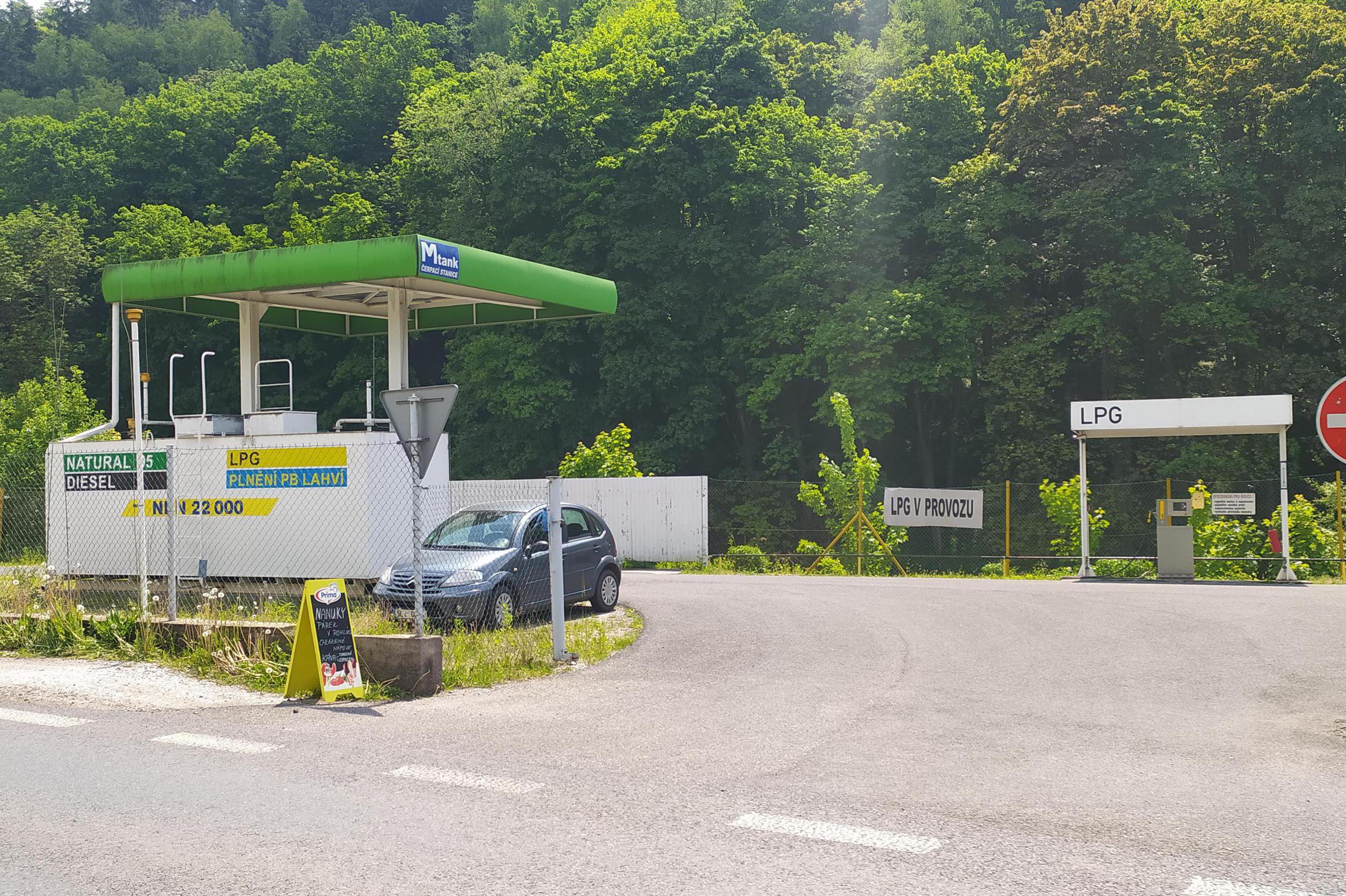 M tank - čerpací stanice