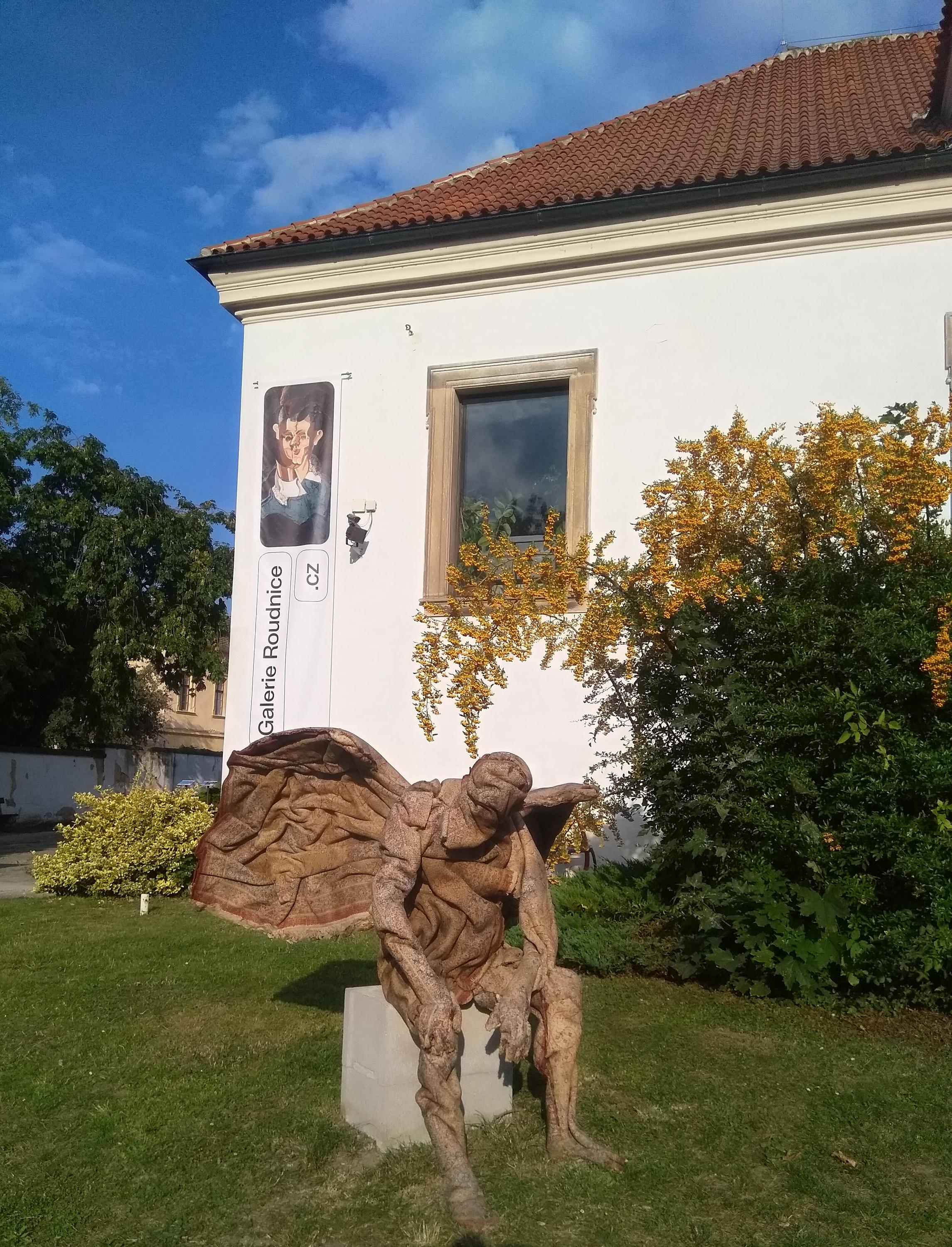 Knihovna Galerie moderního umění Roudnice nad Labem foto 5
