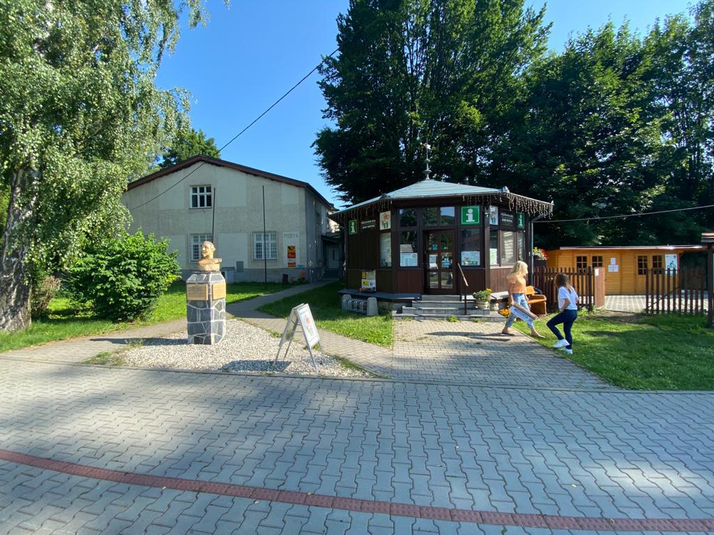 Nabíjecí stanice Turistické informační centrum Vrbno pod Pradědem foto 4