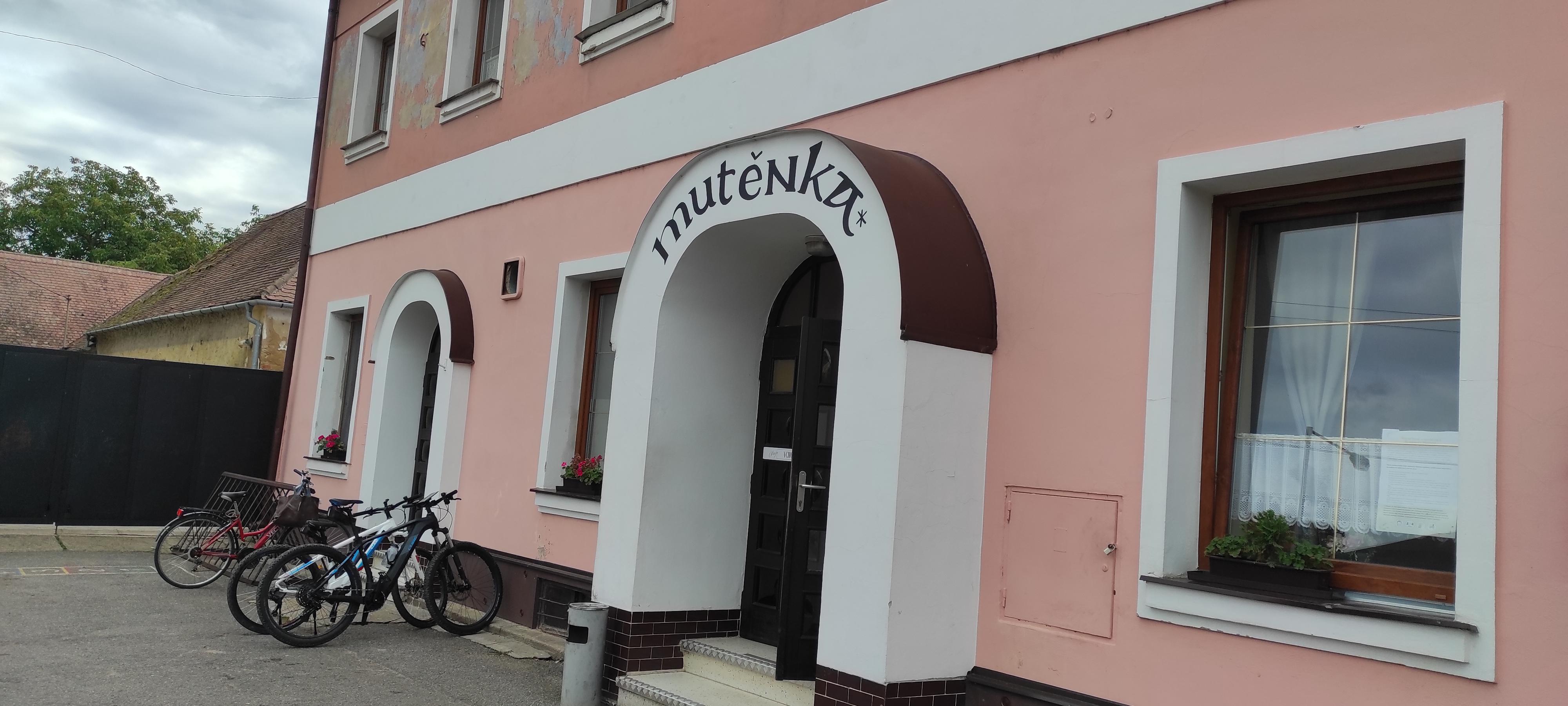 Restaurace Mutěnka foto 2
