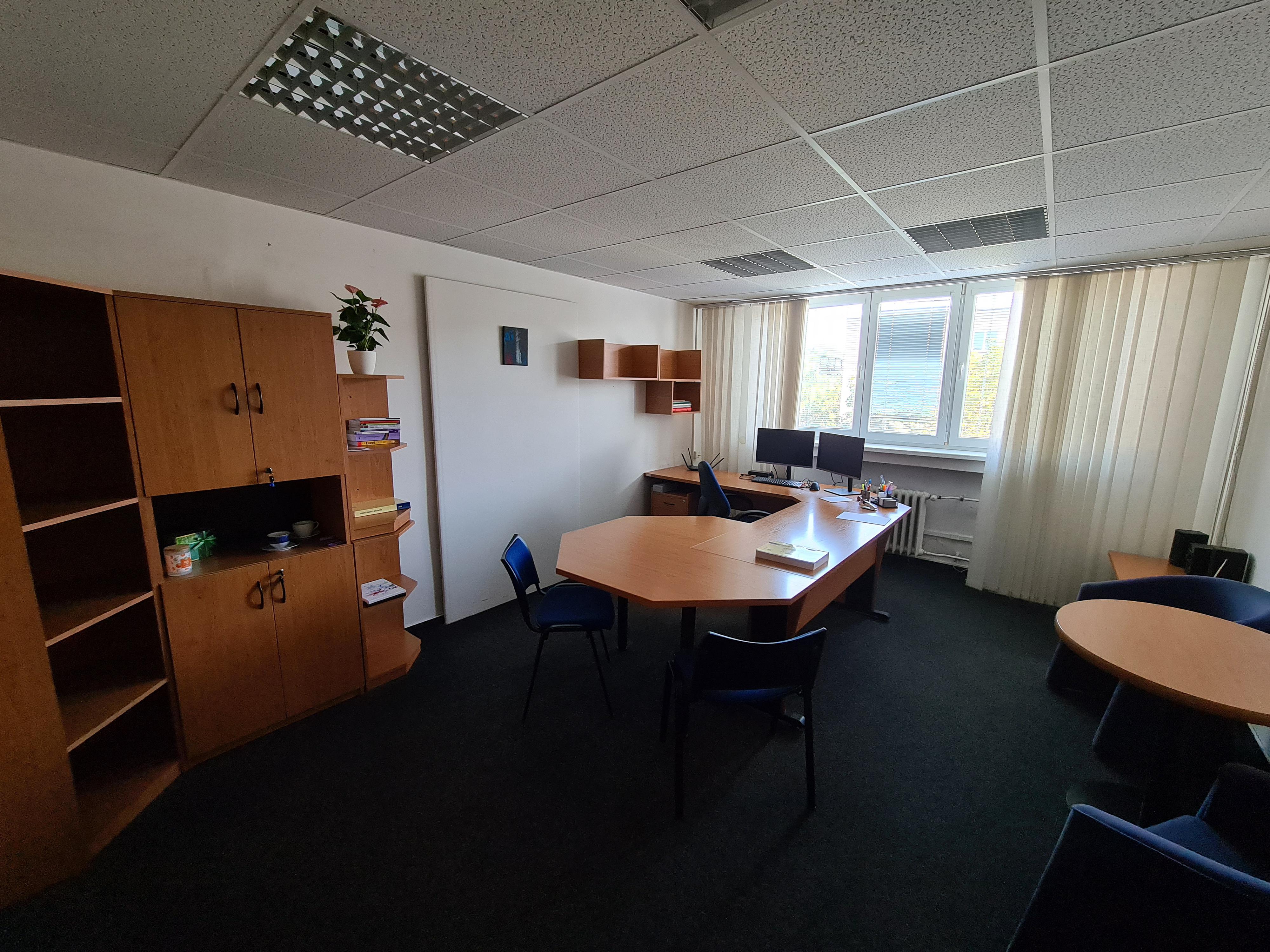 Ing. Jiří Valecký, Ph.D. - účetní a daňový poradce foto 2