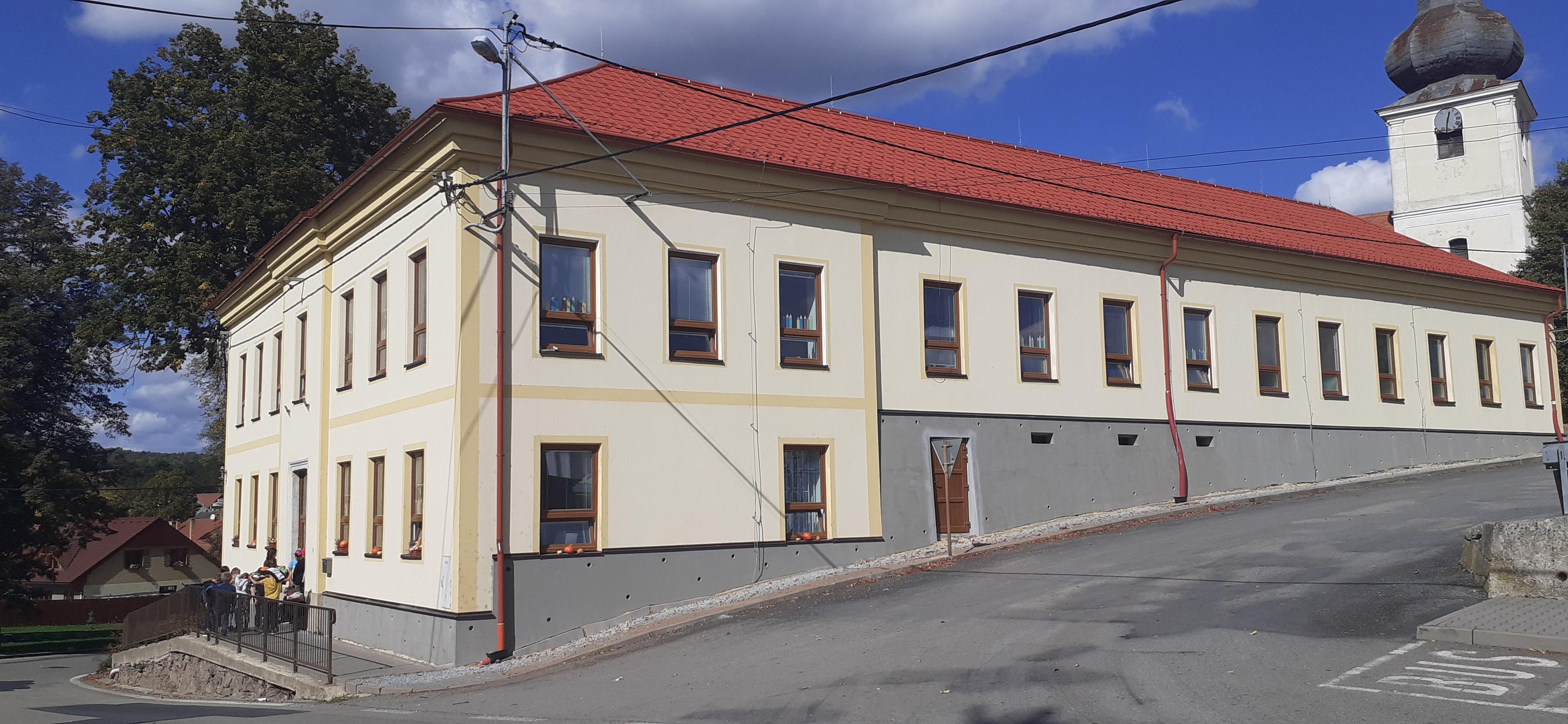 ZŠ a MŠ Sebranice foto 2